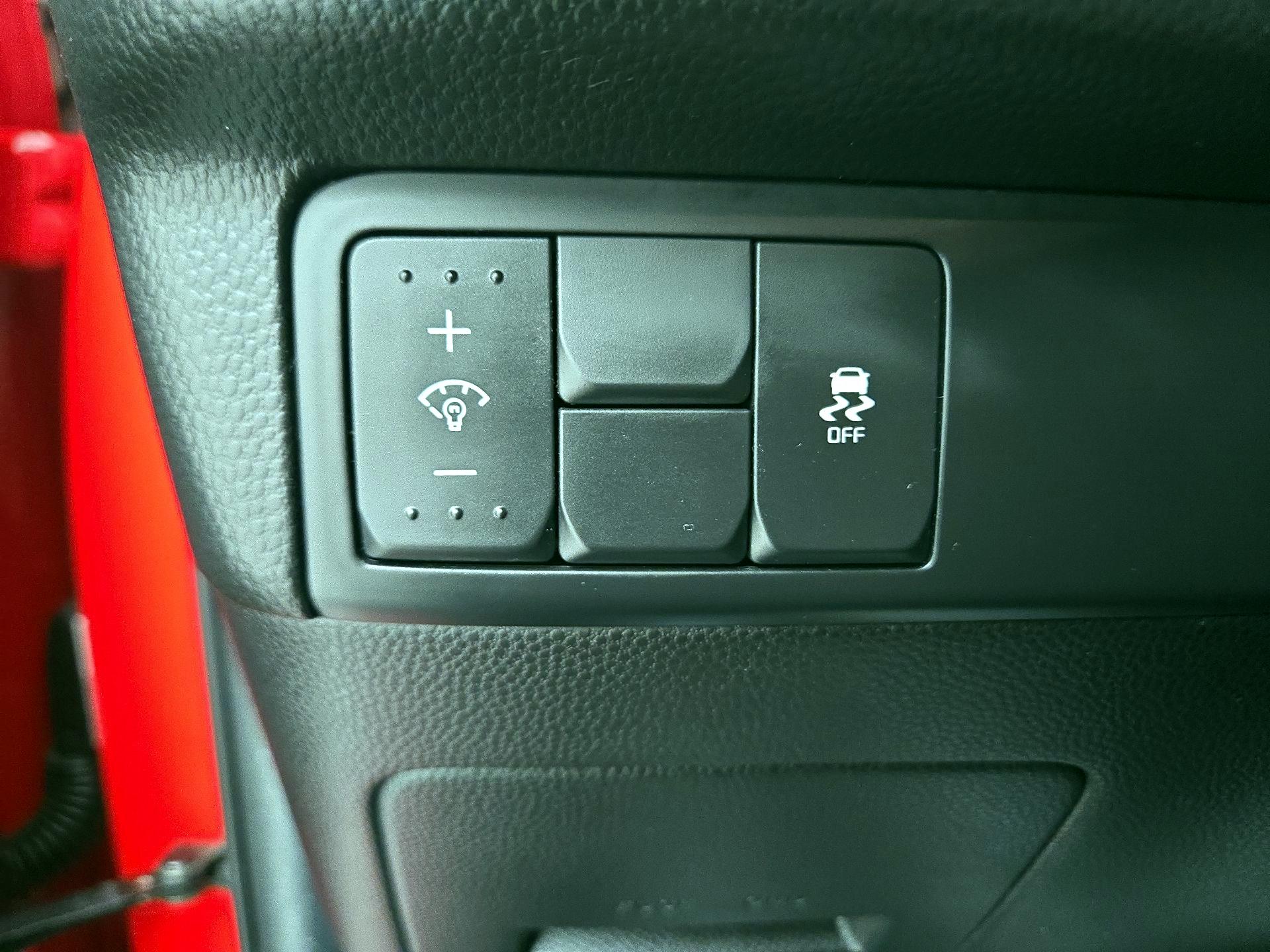 Thumbnail: 2016 Kia Soul - 13