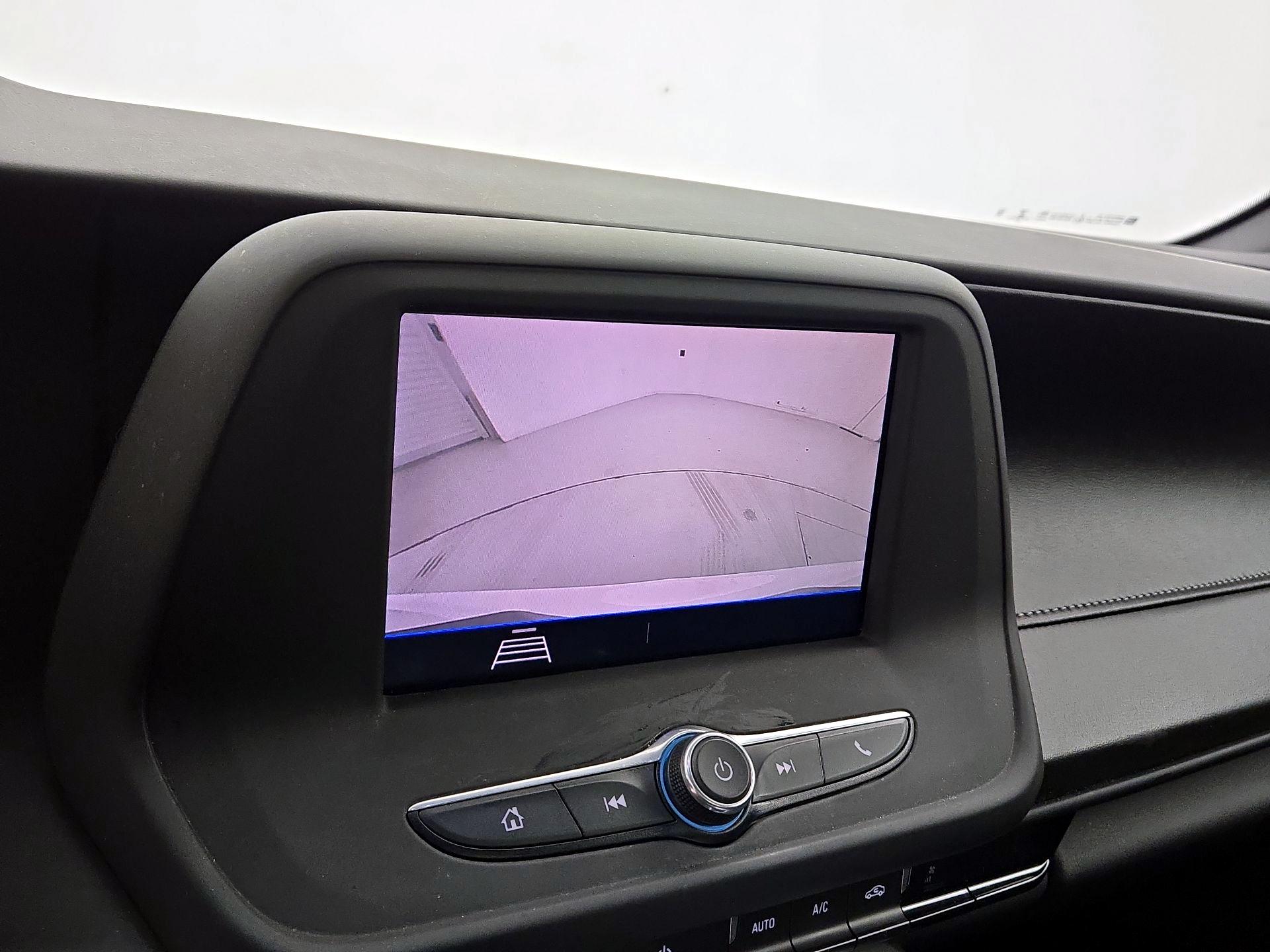 Thumbnail: 2020 Chevrolet Camaro - 13