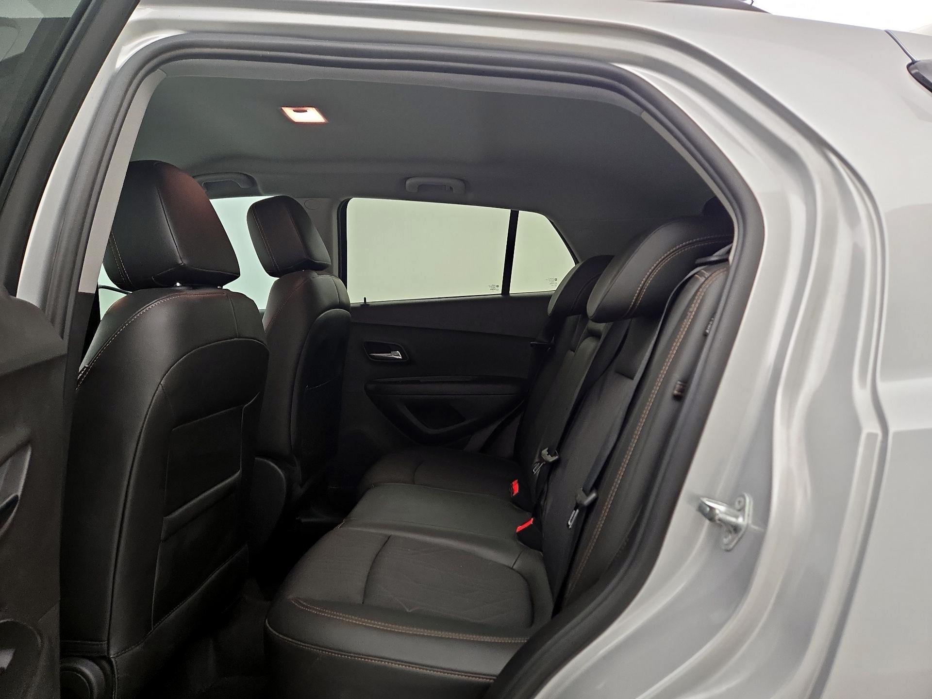 Thumbnail: 2017 Chevrolet Trax - 19