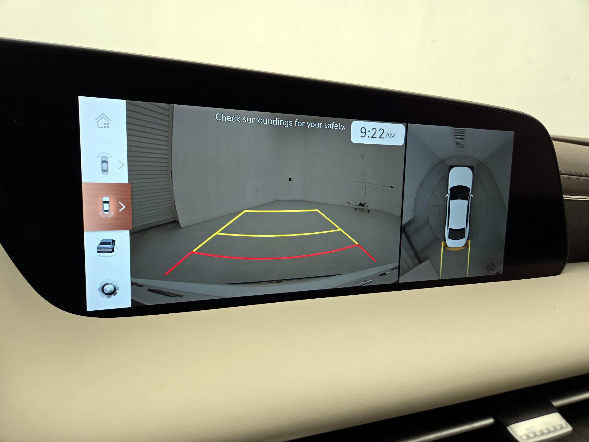 Thumbnail: 2023 Genesis G90 - 15