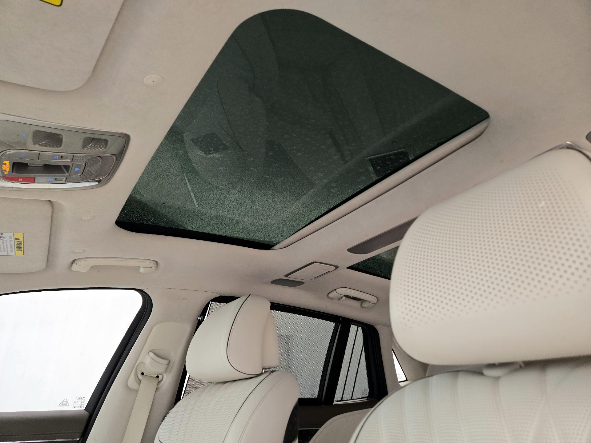 Thumbnail: 2023 Genesis G90 - 20