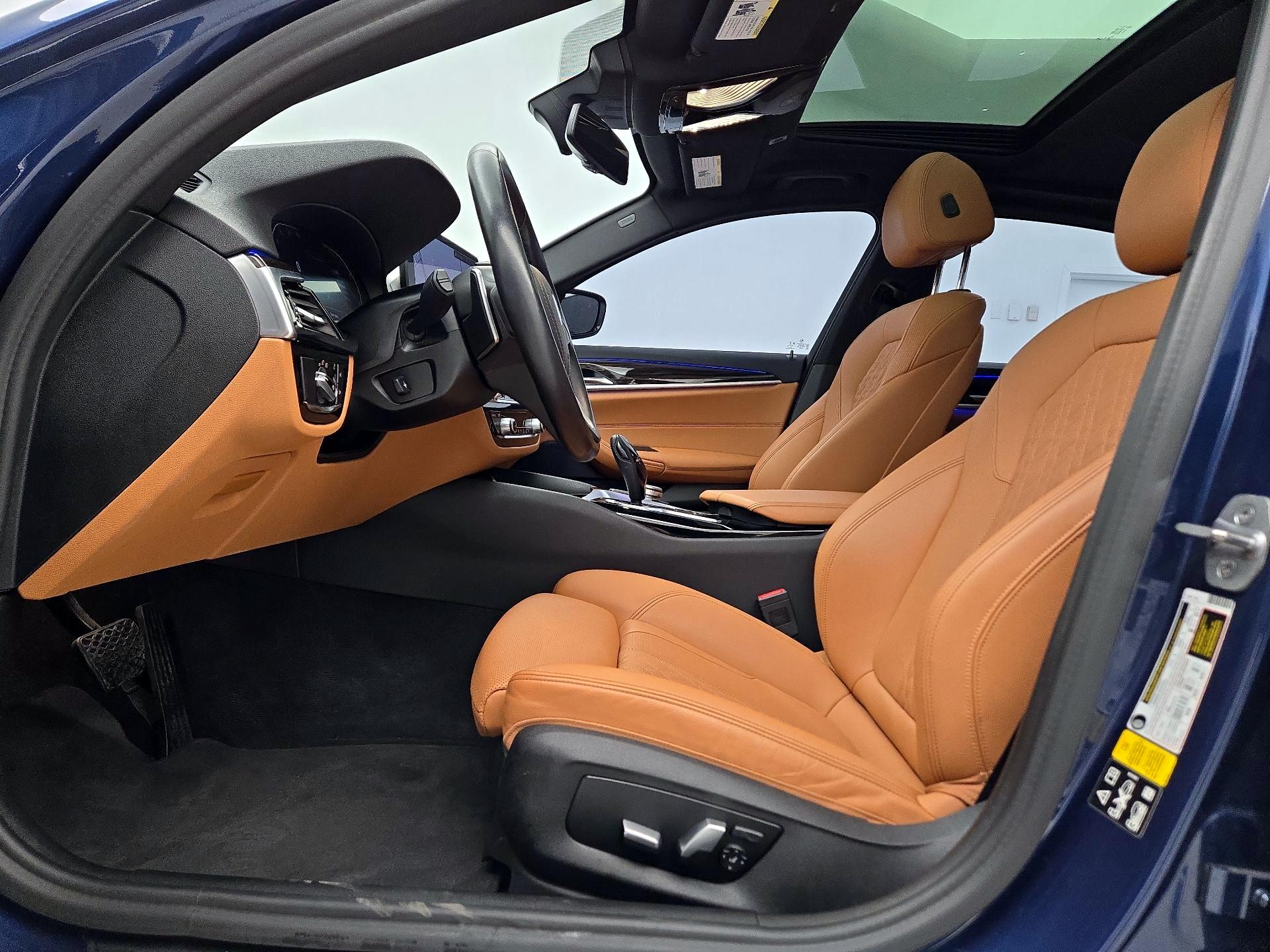 Thumbnail: 2022 BMW 5 Series - 11