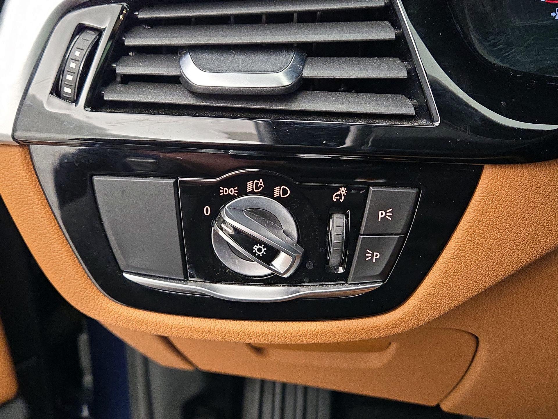 Thumbnail: 2022 BMW 5 Series - 13