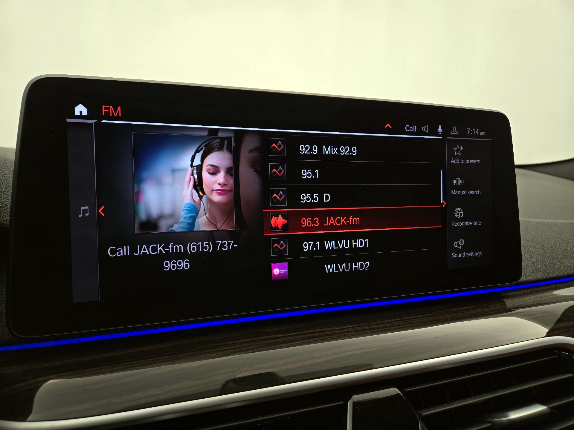 Thumbnail: 2022 BMW 5 Series - 16