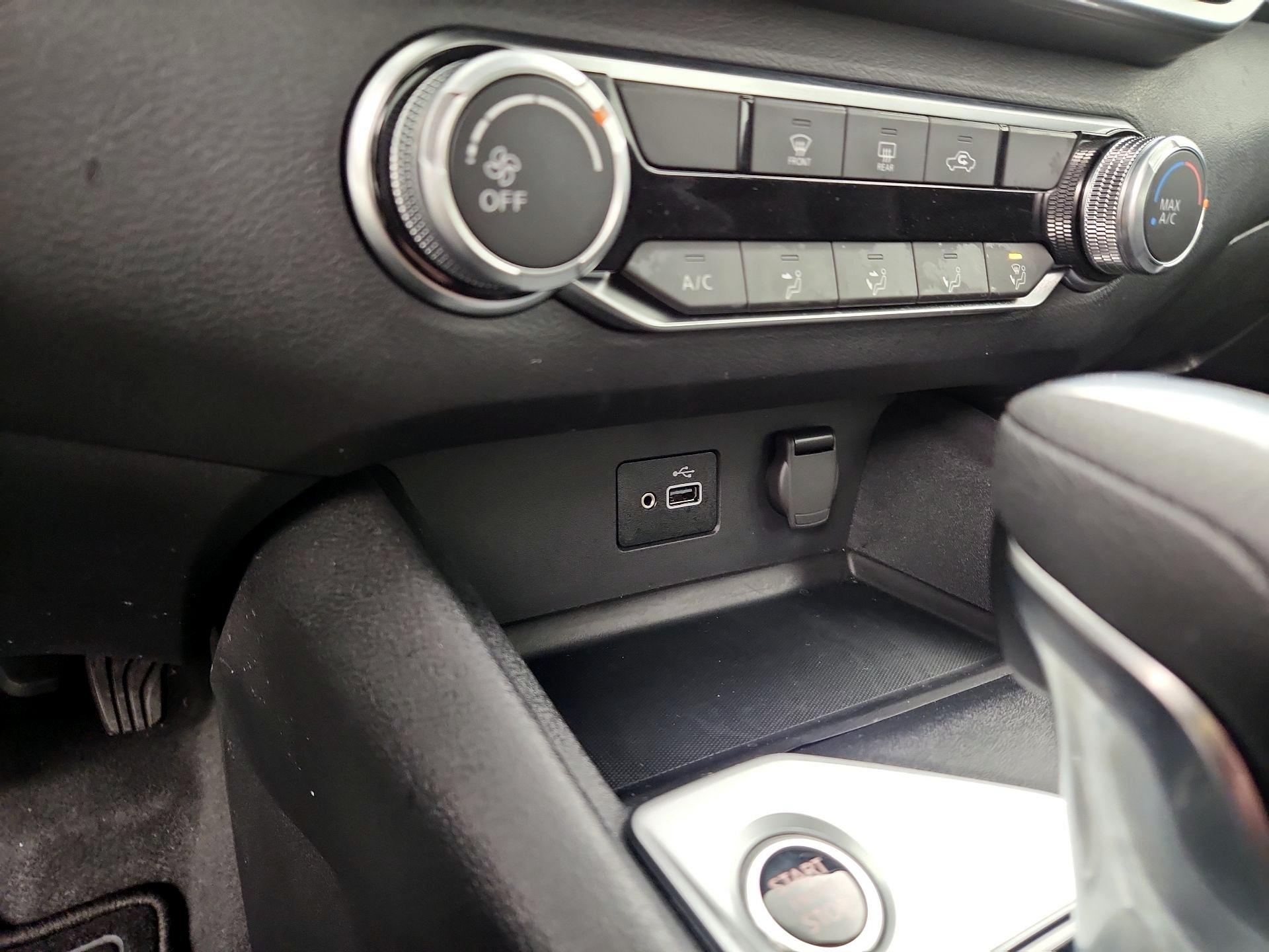 Thumbnail: 2022 Nissan Altima - 18