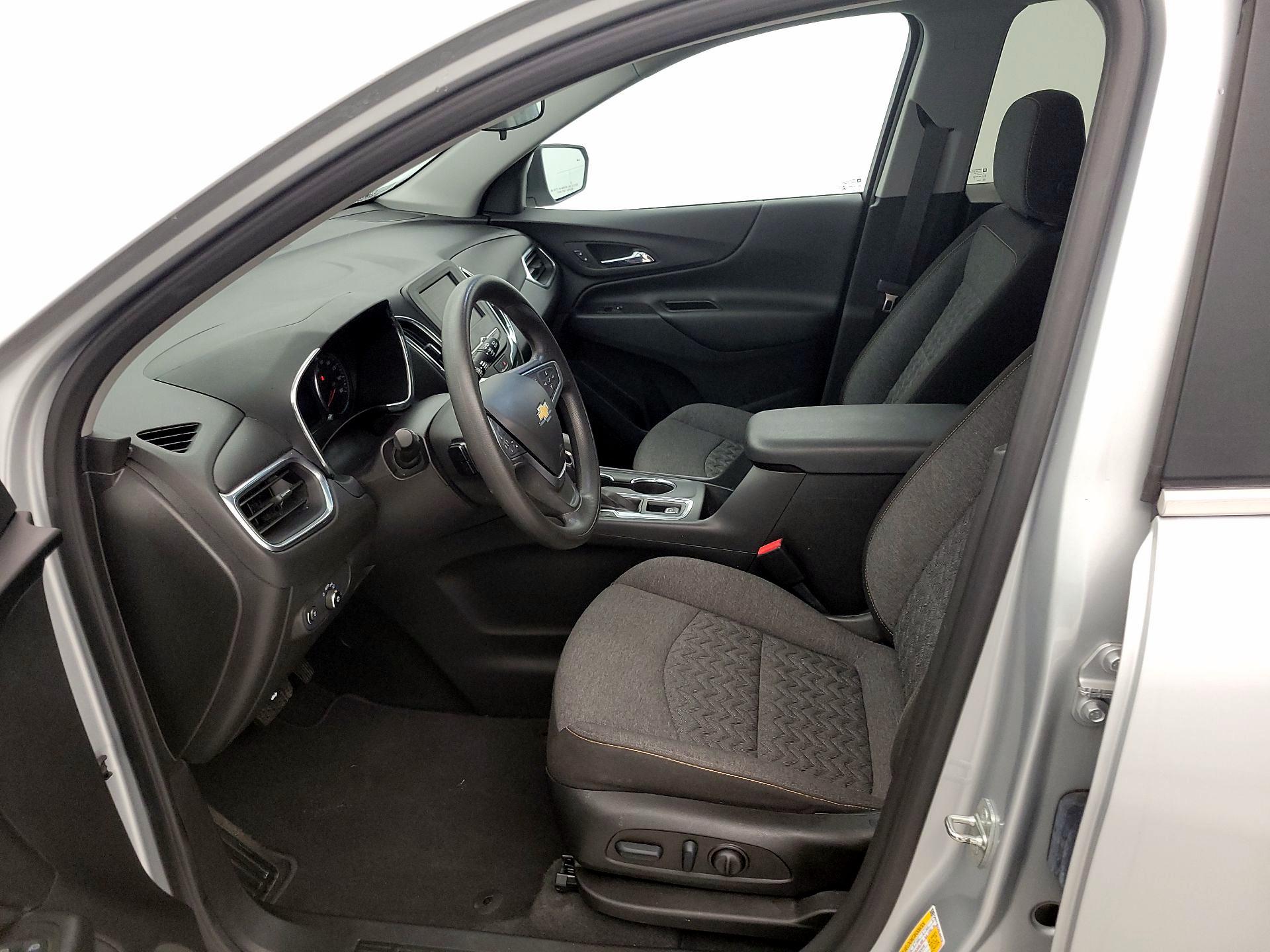 Thumbnail: 2022 Chevrolet Equinox - 11