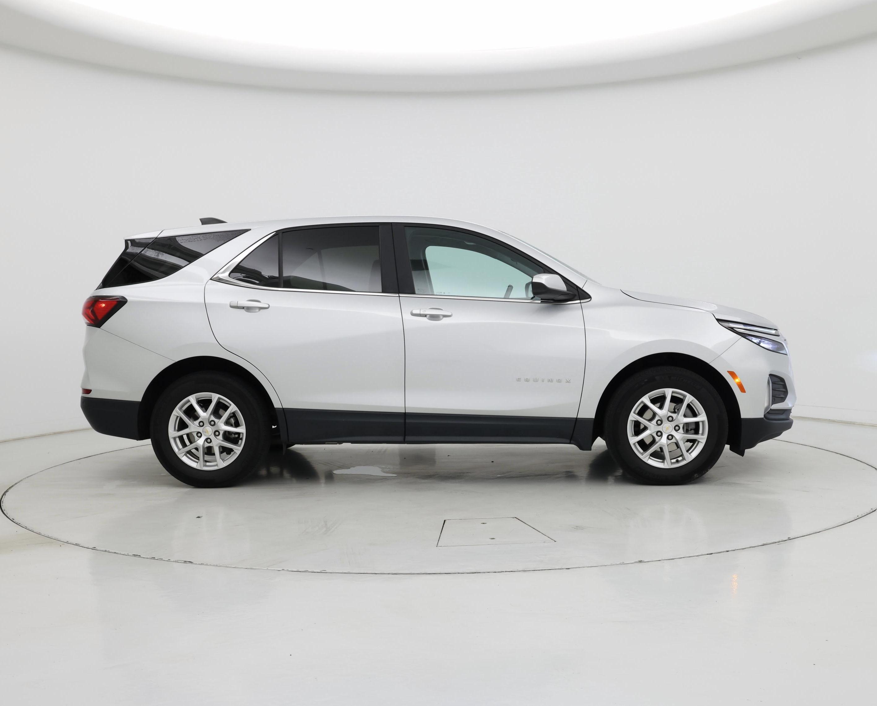 Thumbnail: 2022 Chevrolet Equinox - 7