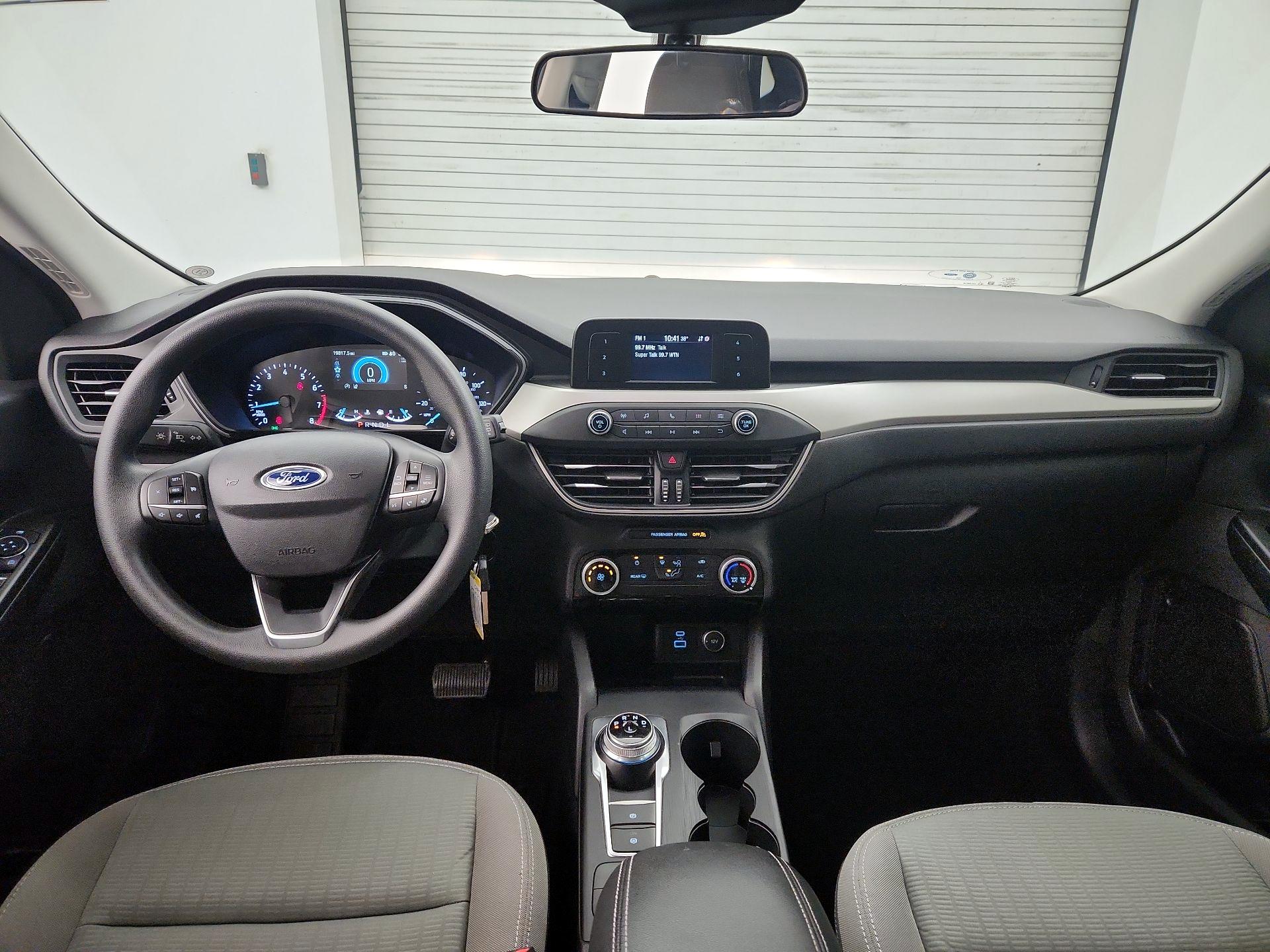 Thumbnail: 2021 Ford Escape - 9