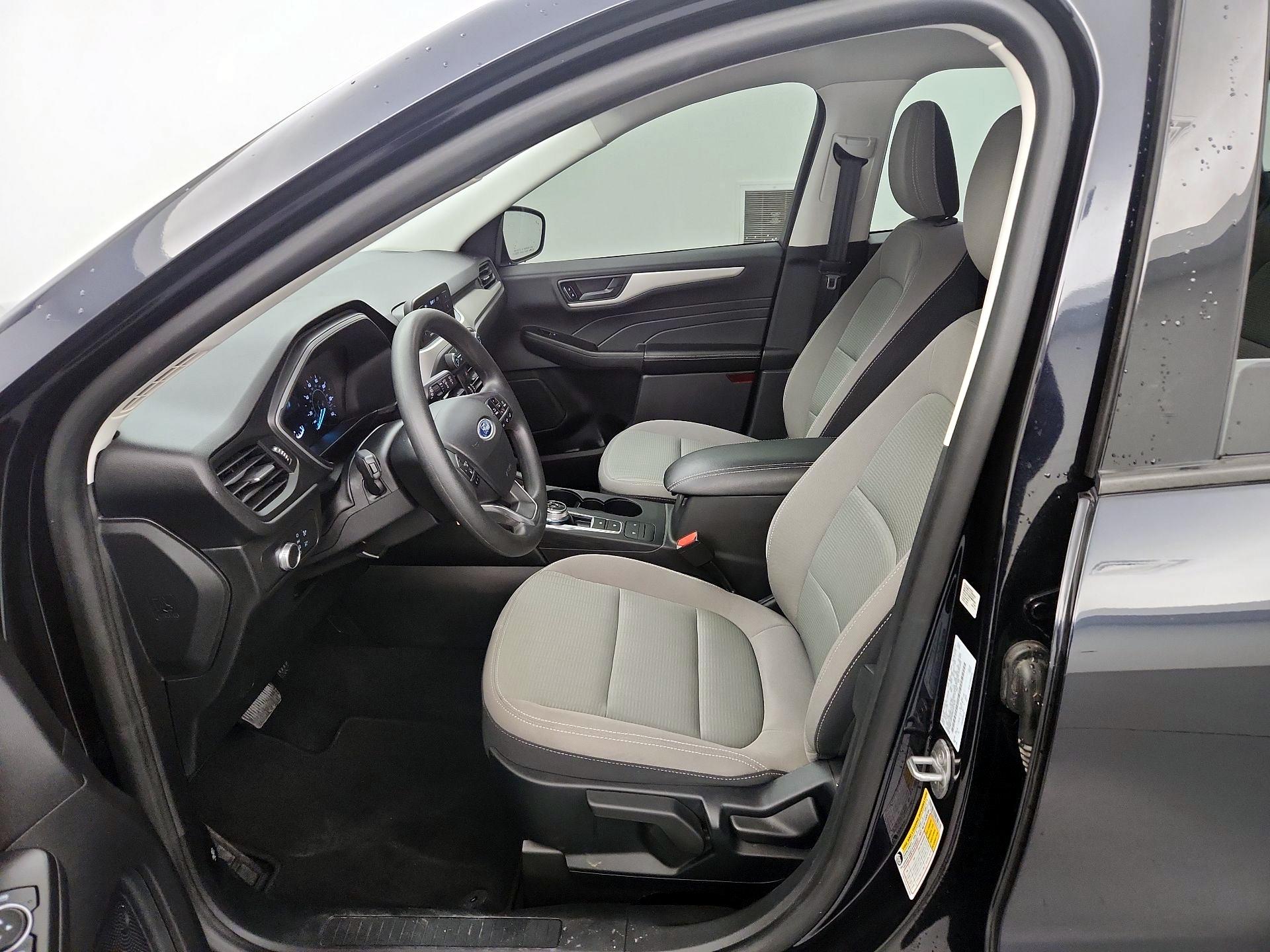 Thumbnail: 2021 Ford Escape - 11