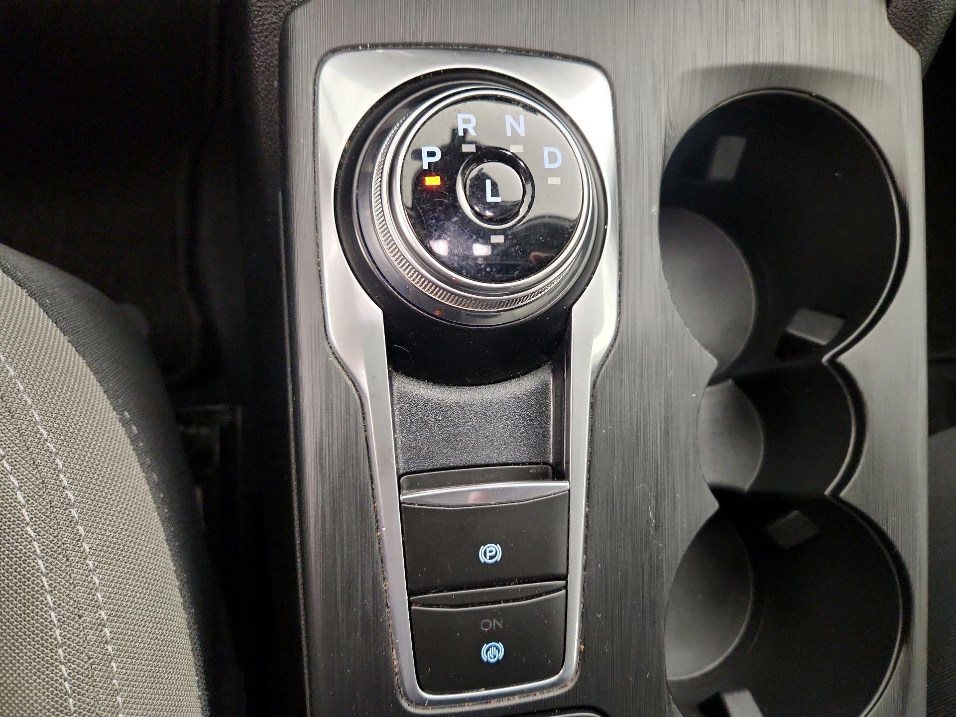 Thumbnail: 2021 Ford Escape - 17