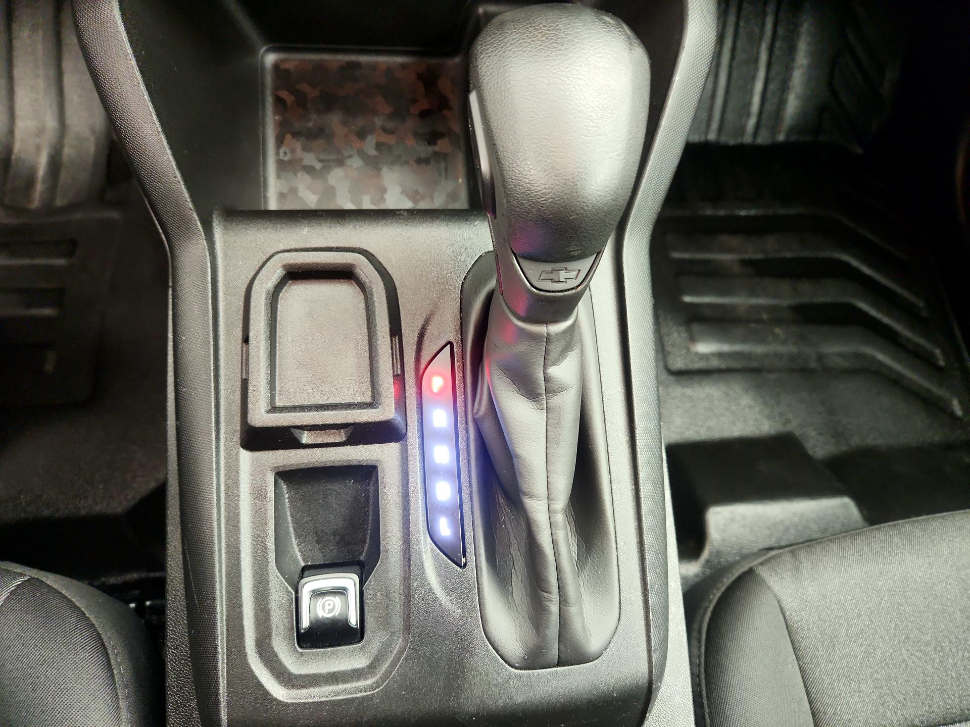 Thumbnail: 2023 Chevrolet Colorado - 17