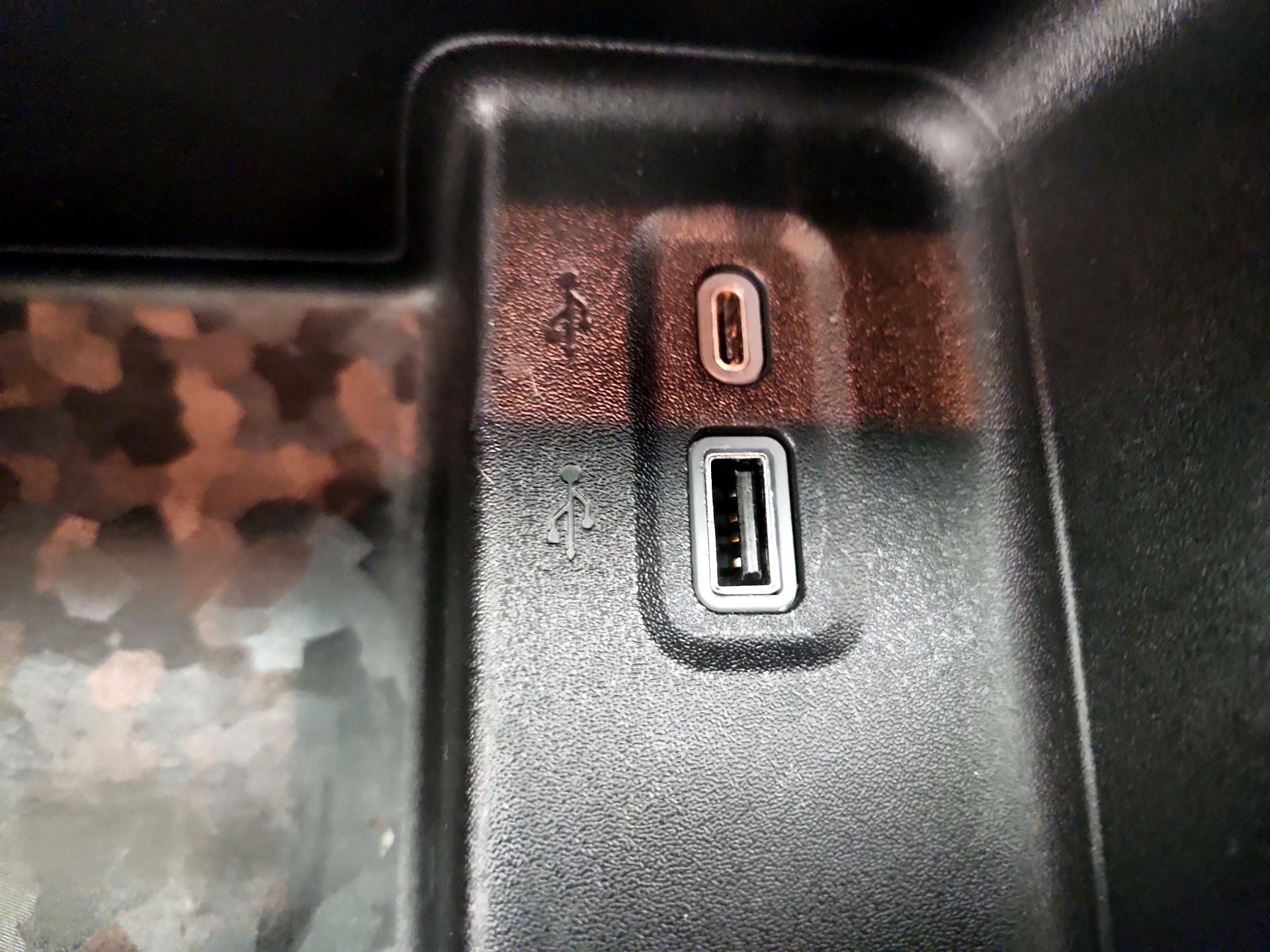 Thumbnail: 2023 Chevrolet Colorado - 18