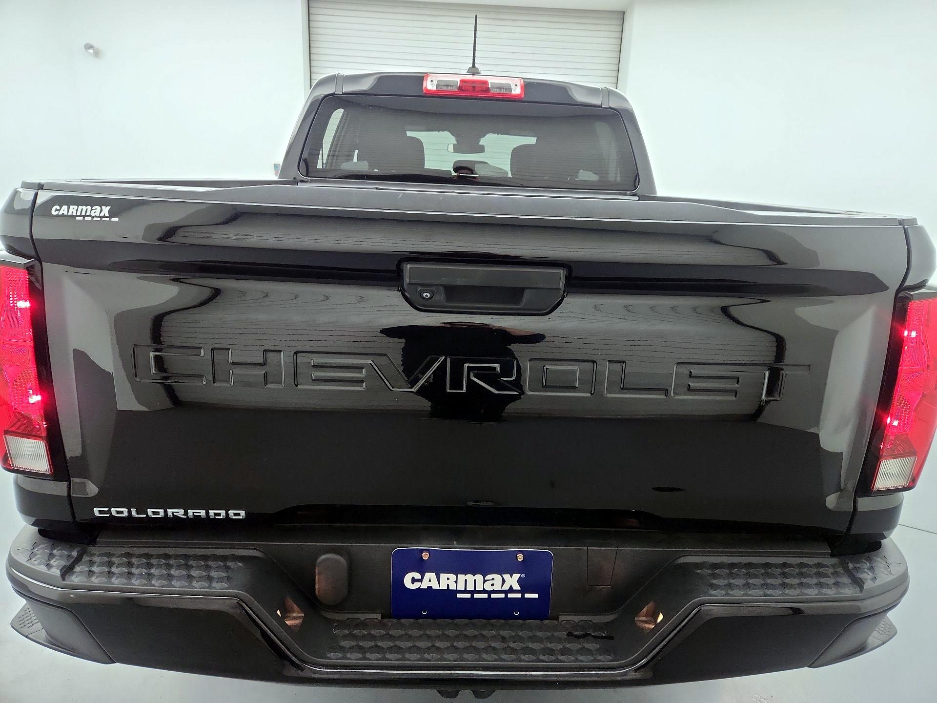 Thumbnail: 2023 Chevrolet Colorado - 20