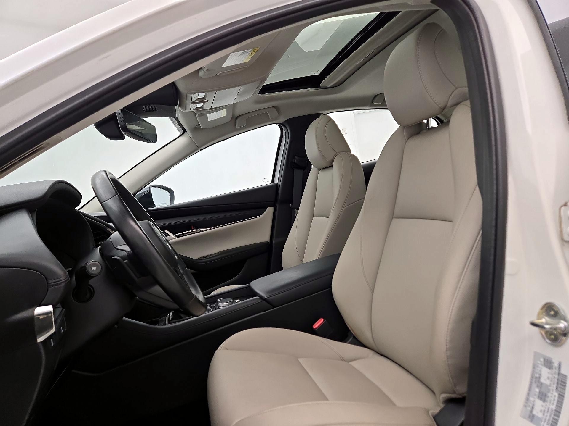 Thumbnail: 2022 Mazda Mazda3 - 11