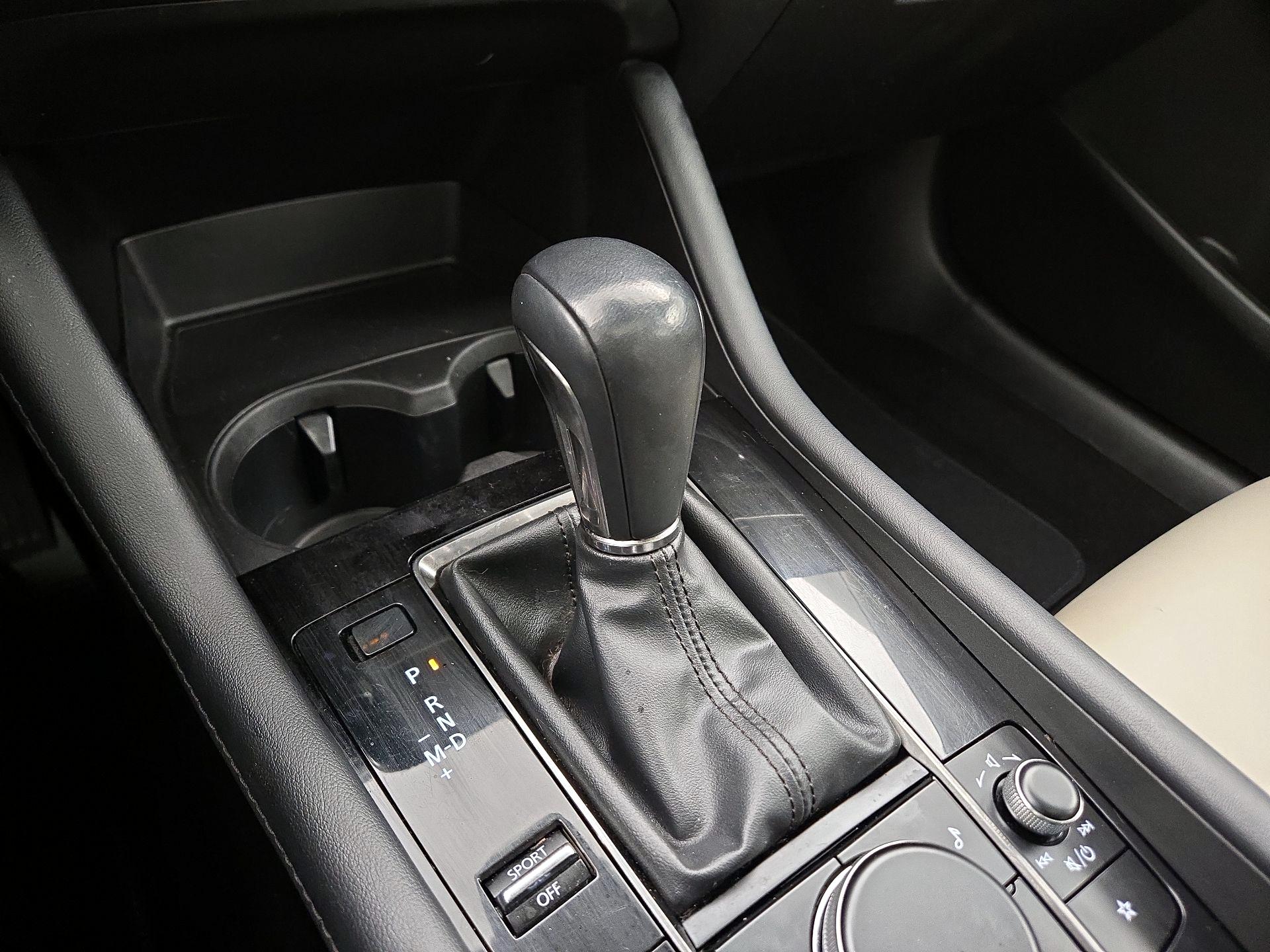 Thumbnail: 2022 Mazda Mazda3 - 17