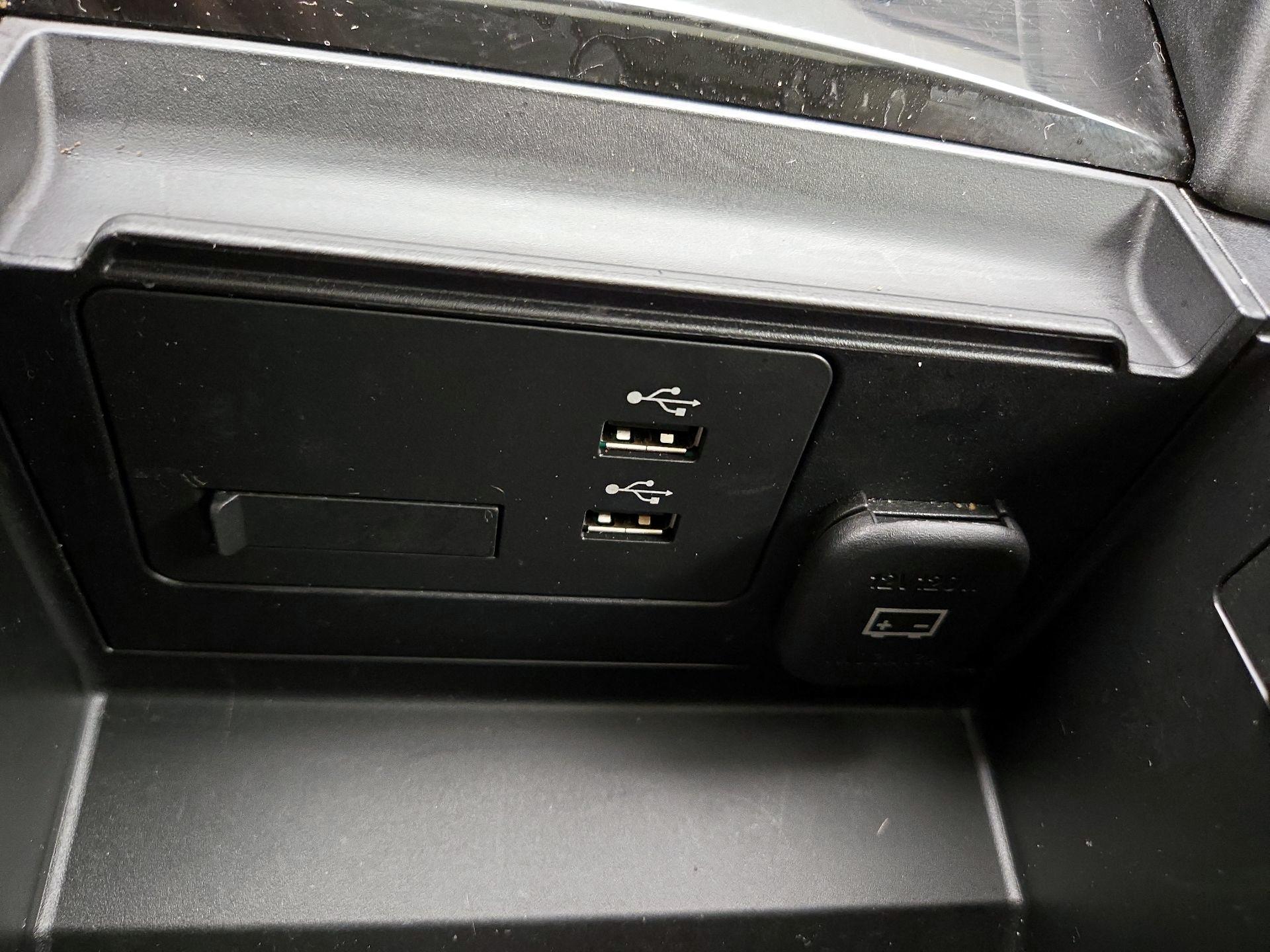 Thumbnail: 2022 Mazda Mazda3 - 18