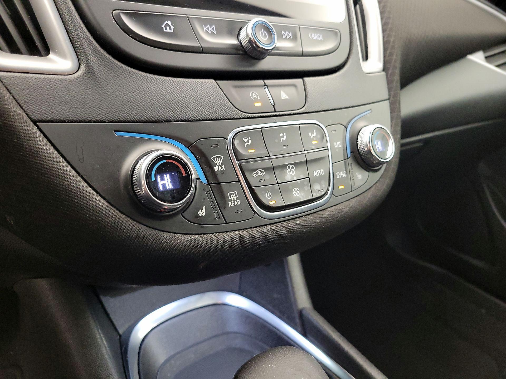 Thumbnail: 2023 Chevrolet Malibu - 16