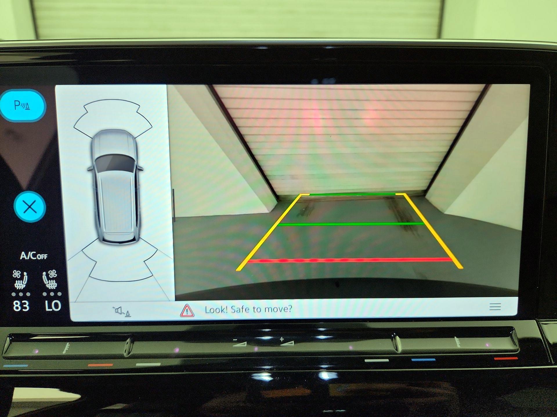 Thumbnail: 2024 Volkswagen Atlas - 14