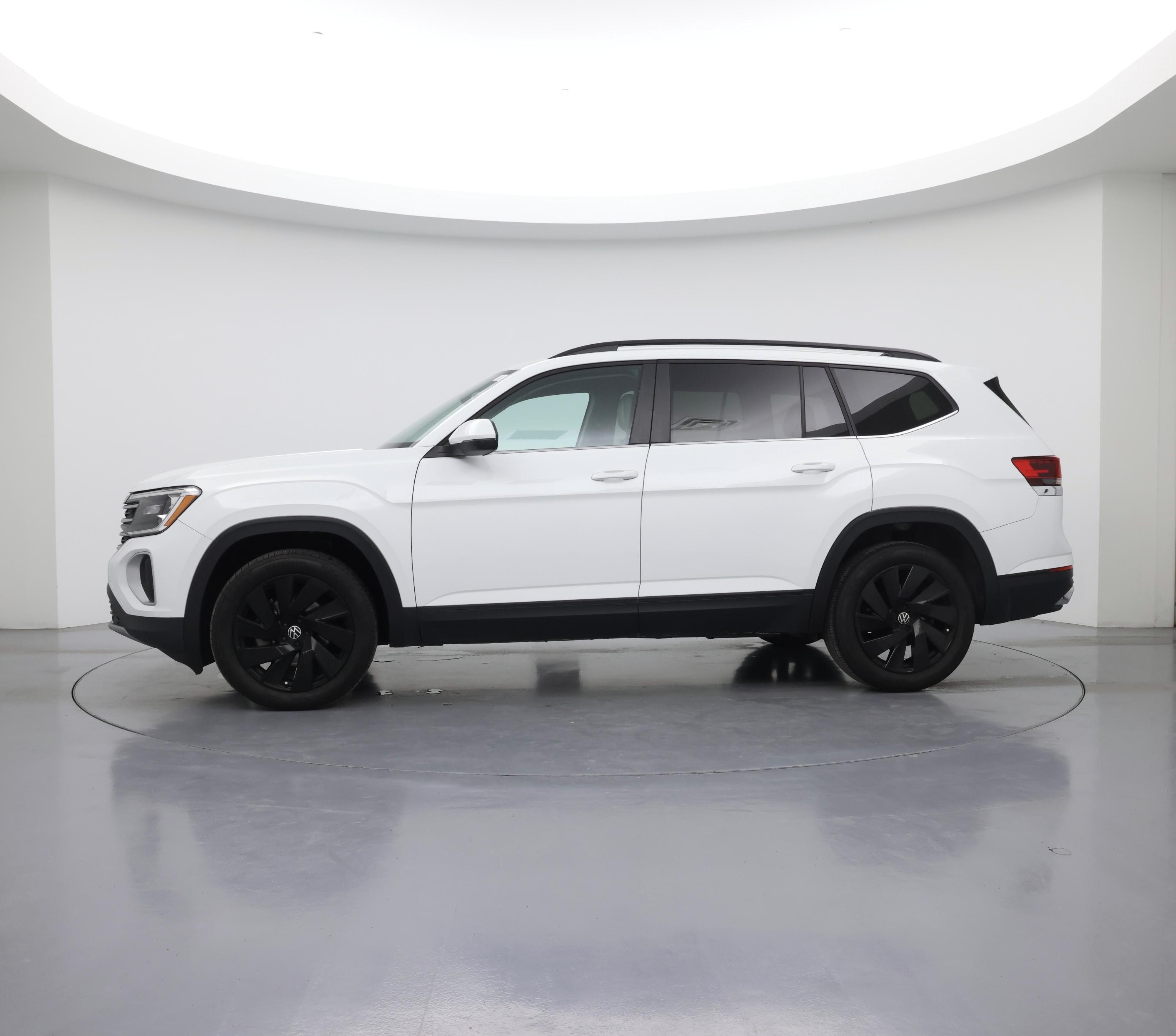 Thumbnail: 2024 Volkswagen Atlas - 3