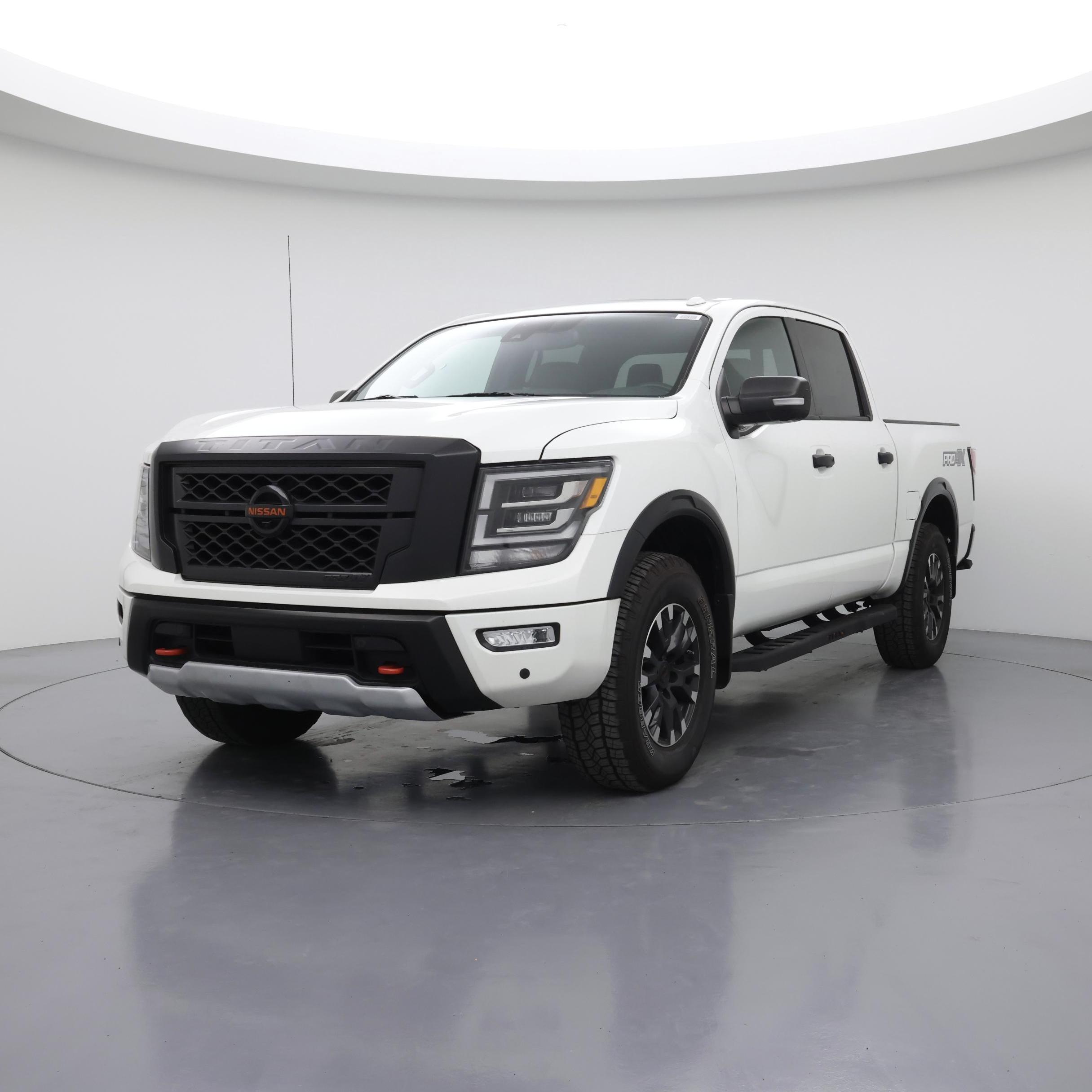 Thumbnail: 2020 Nissan Titan - 4