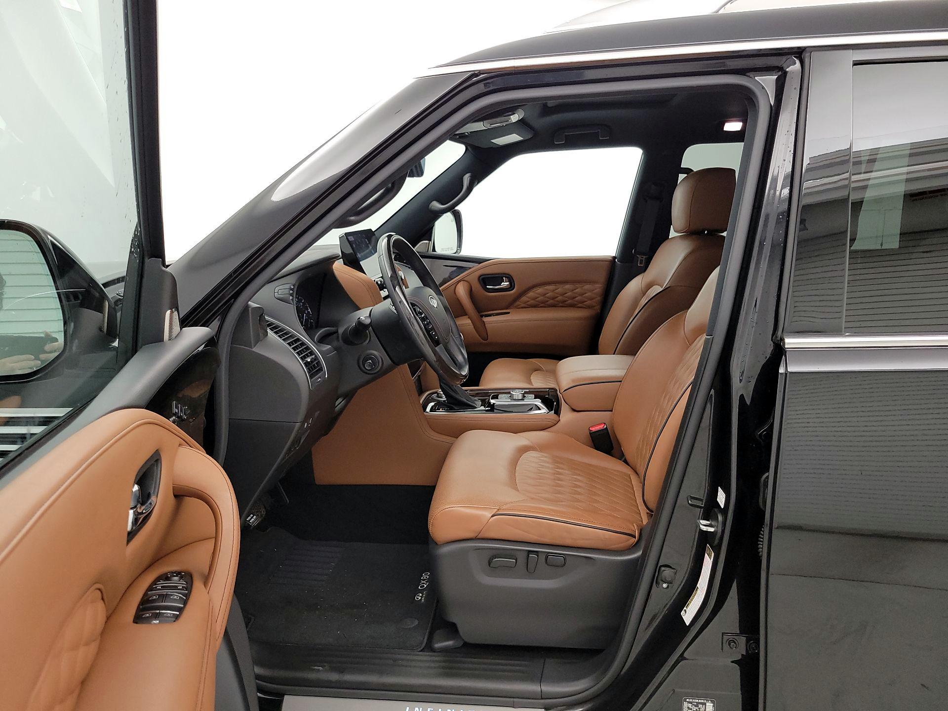 Thumbnail: 2023 INFINITI QX80 - 11