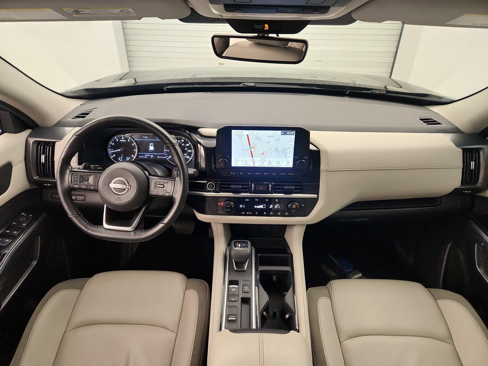 Thumbnail: 2023 Nissan Pathfinder - 9