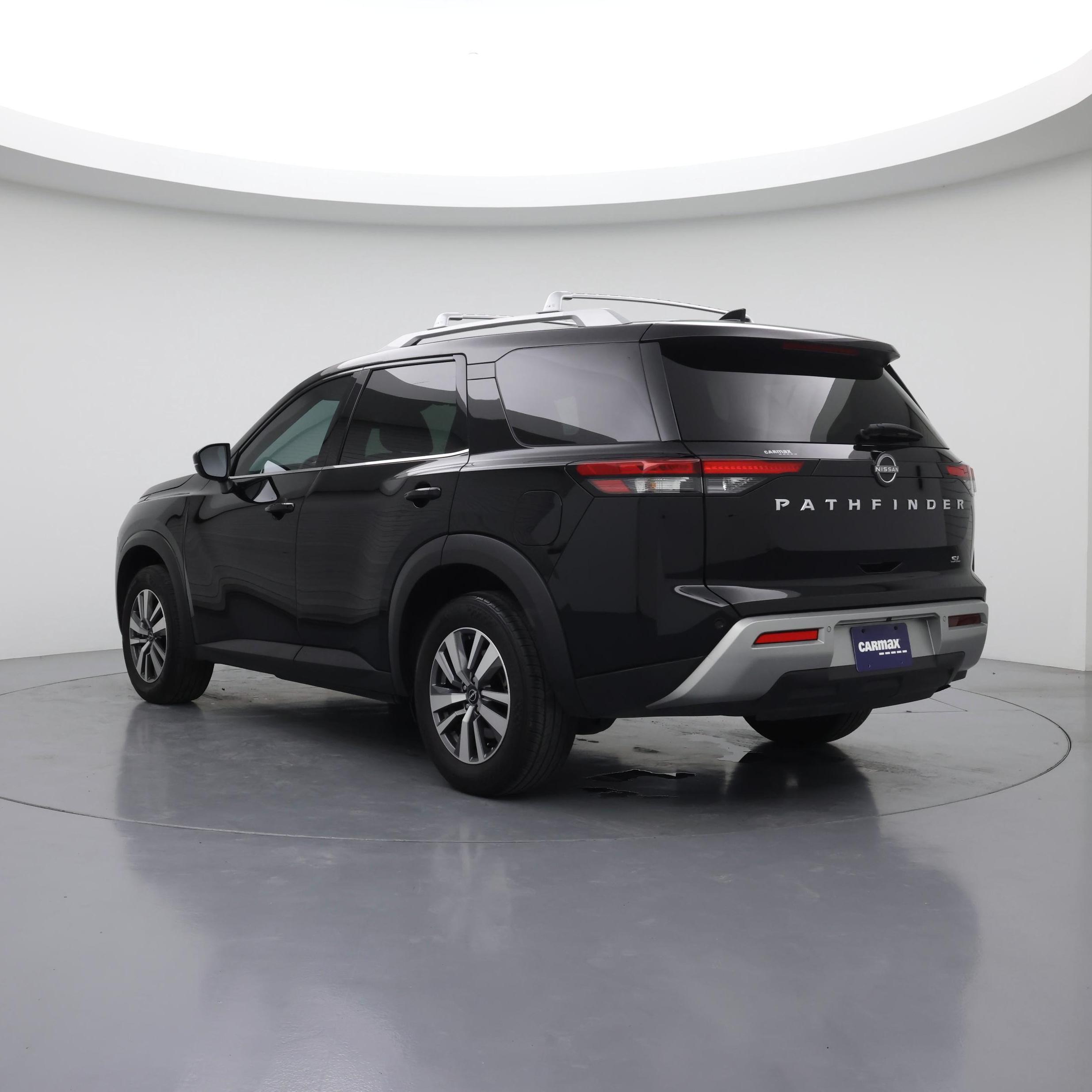 Thumbnail: 2023 Nissan Pathfinder - 2