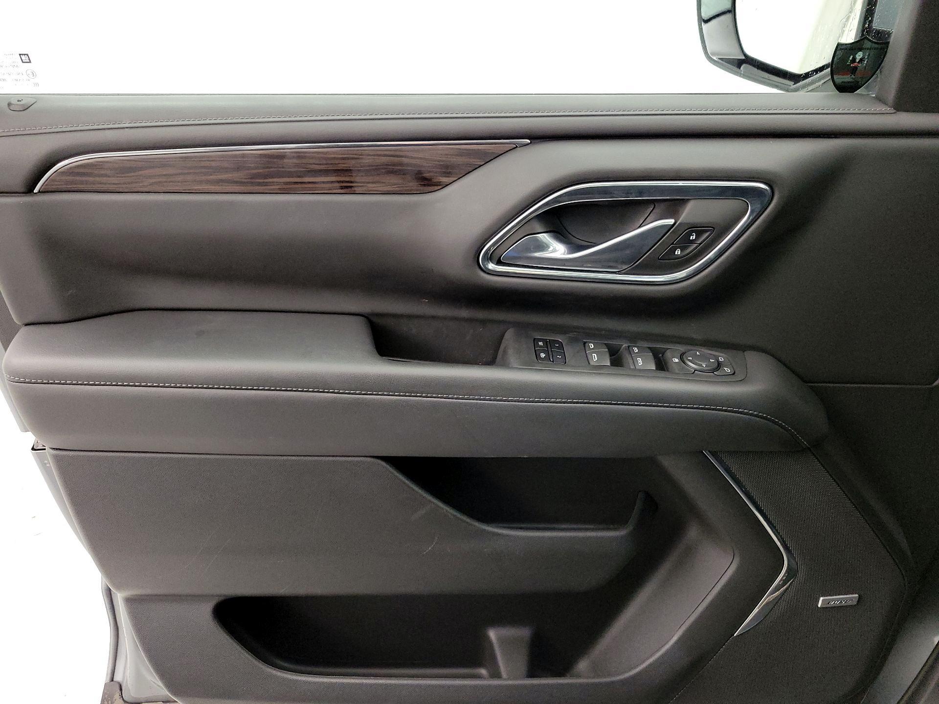 Thumbnail: 2023 Chevrolet Tahoe - 12