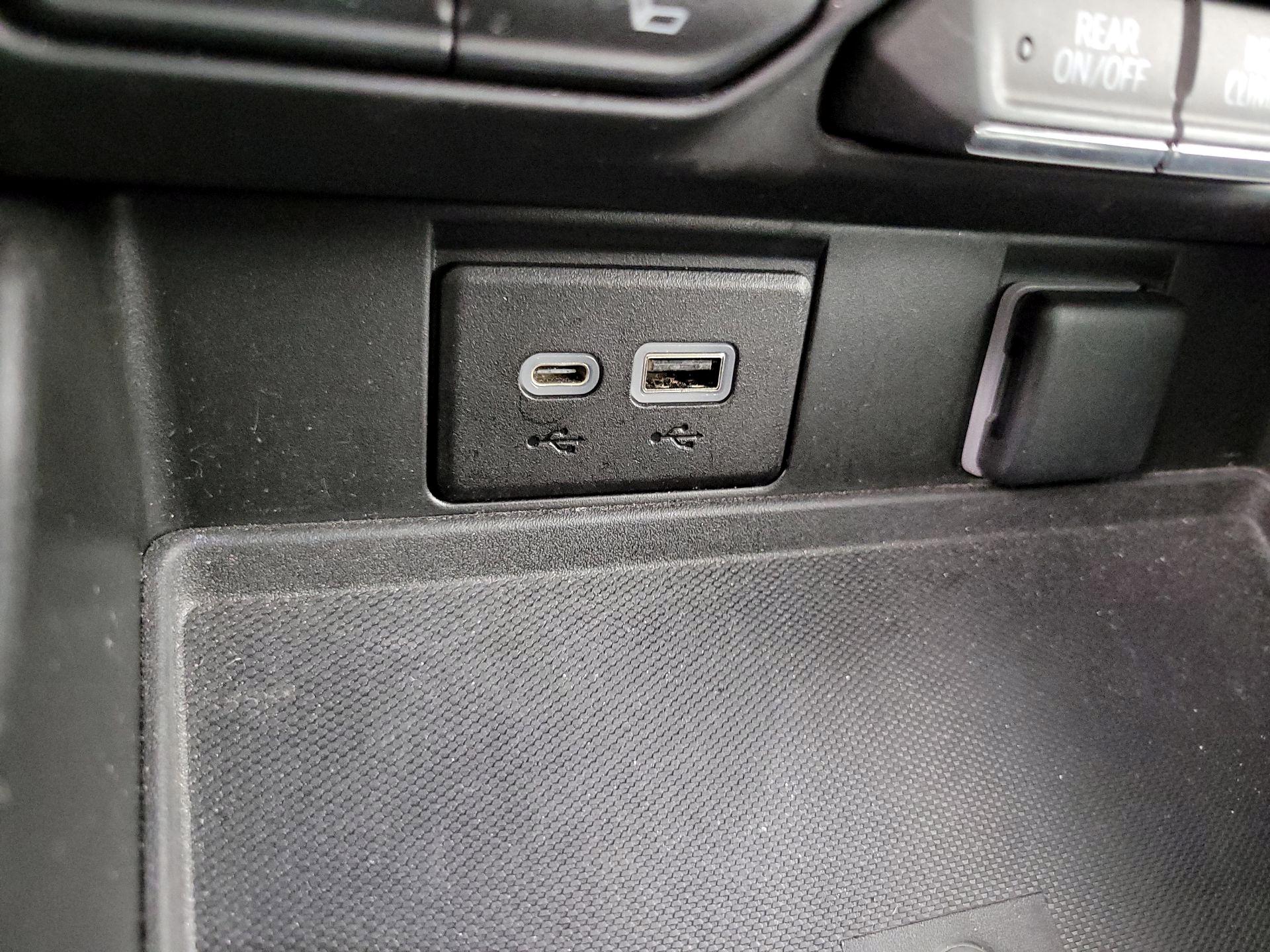 Thumbnail: 2023 Chevrolet Tahoe - 18