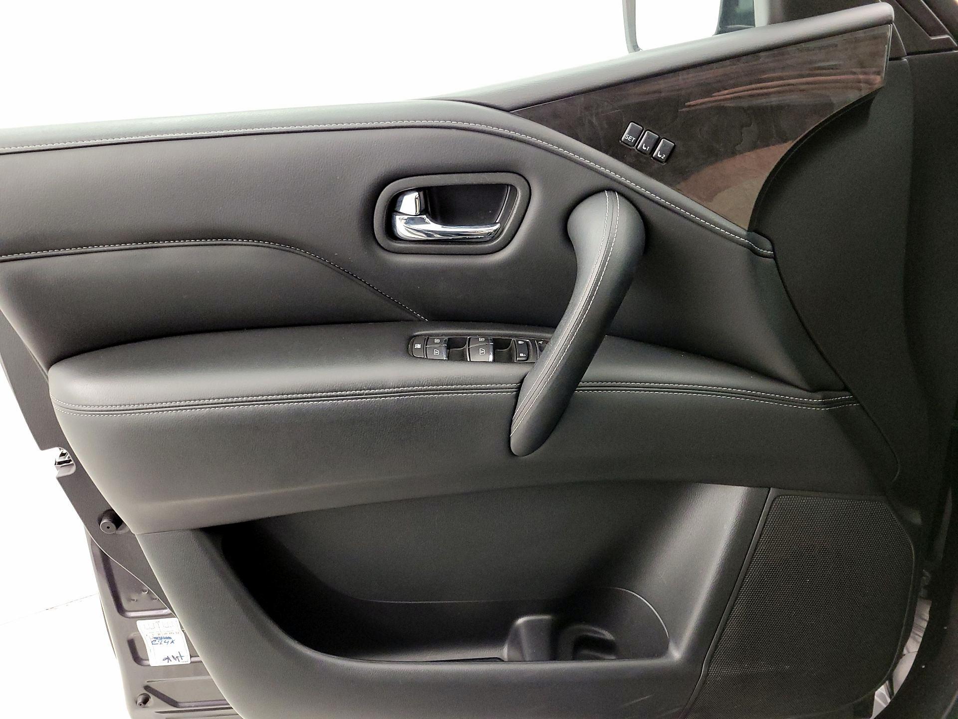 Thumbnail: 2024 INFINITI QX80 - 12