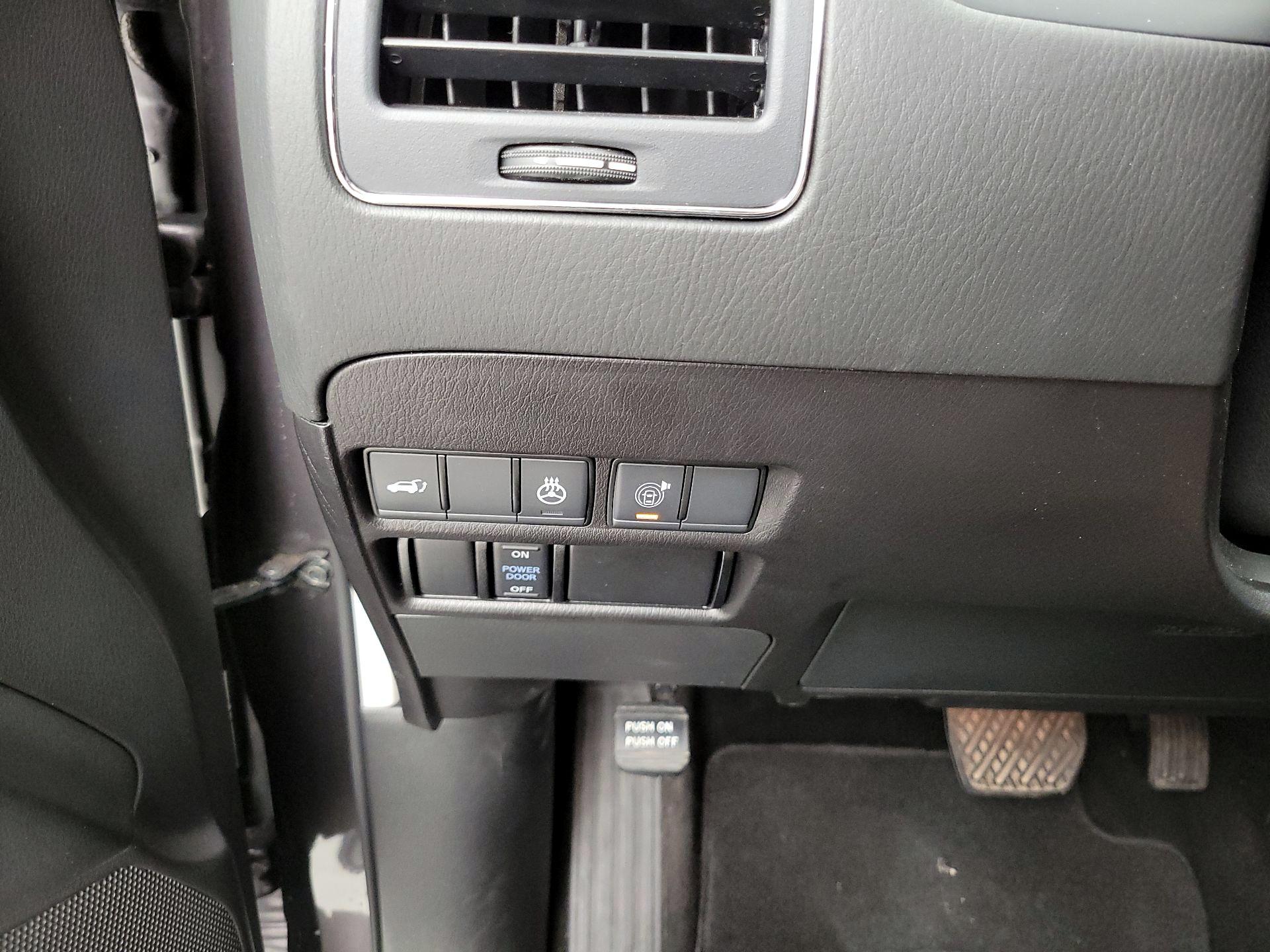 Thumbnail: 2024 INFINITI QX80 - 13