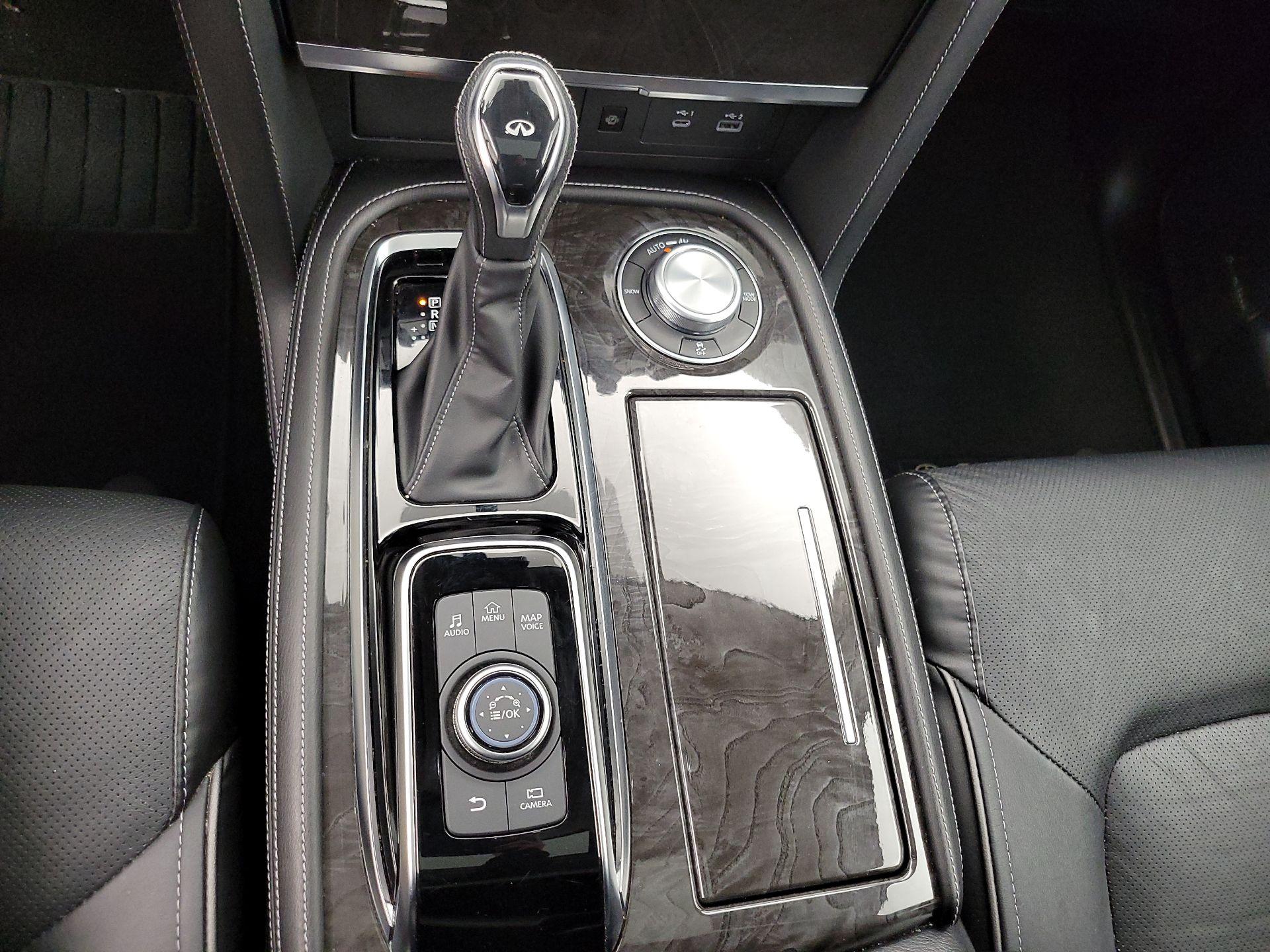 Thumbnail: 2024 INFINITI QX80 - 17