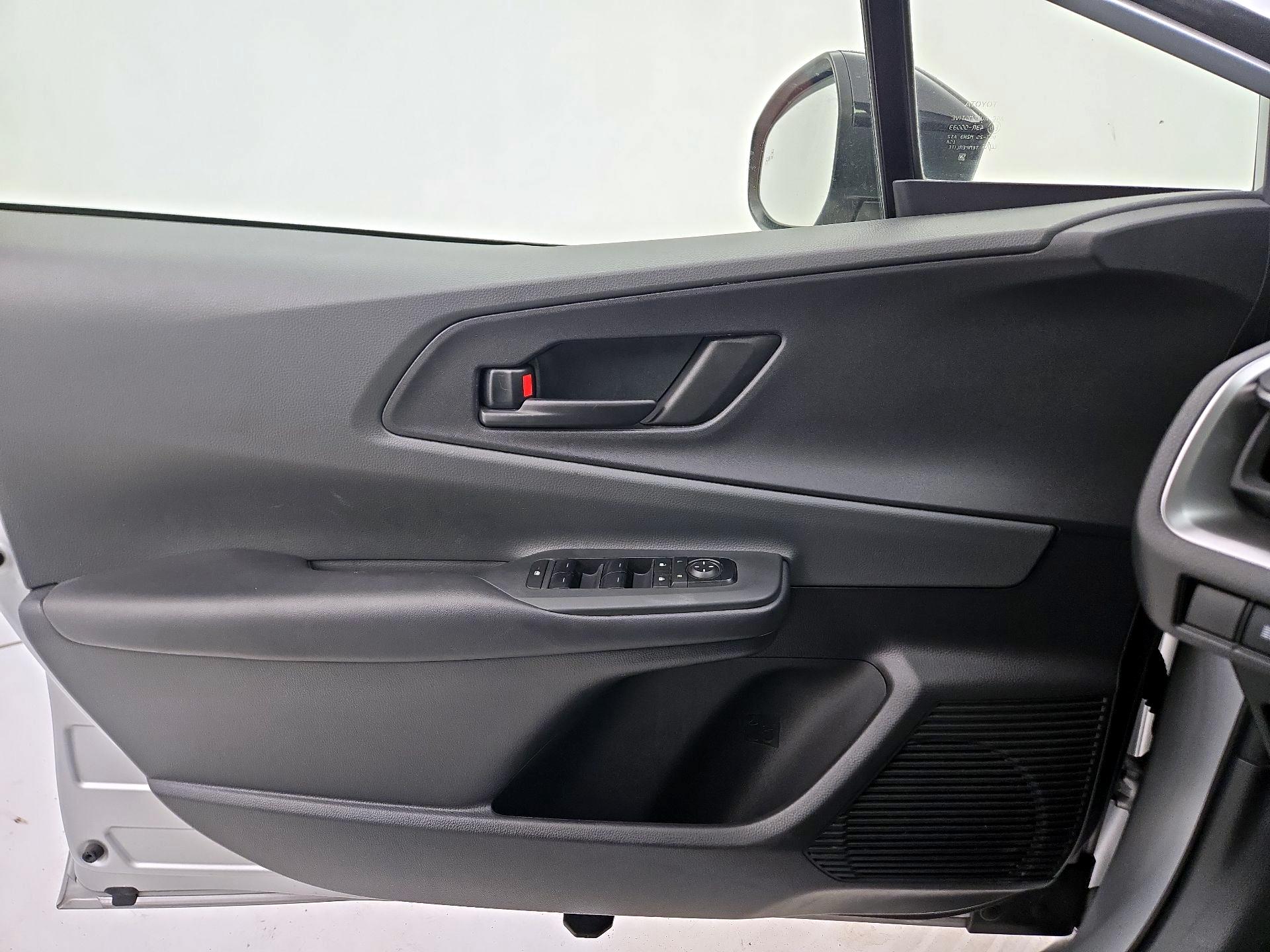 Thumbnail: 2023 Toyota Prius - 12