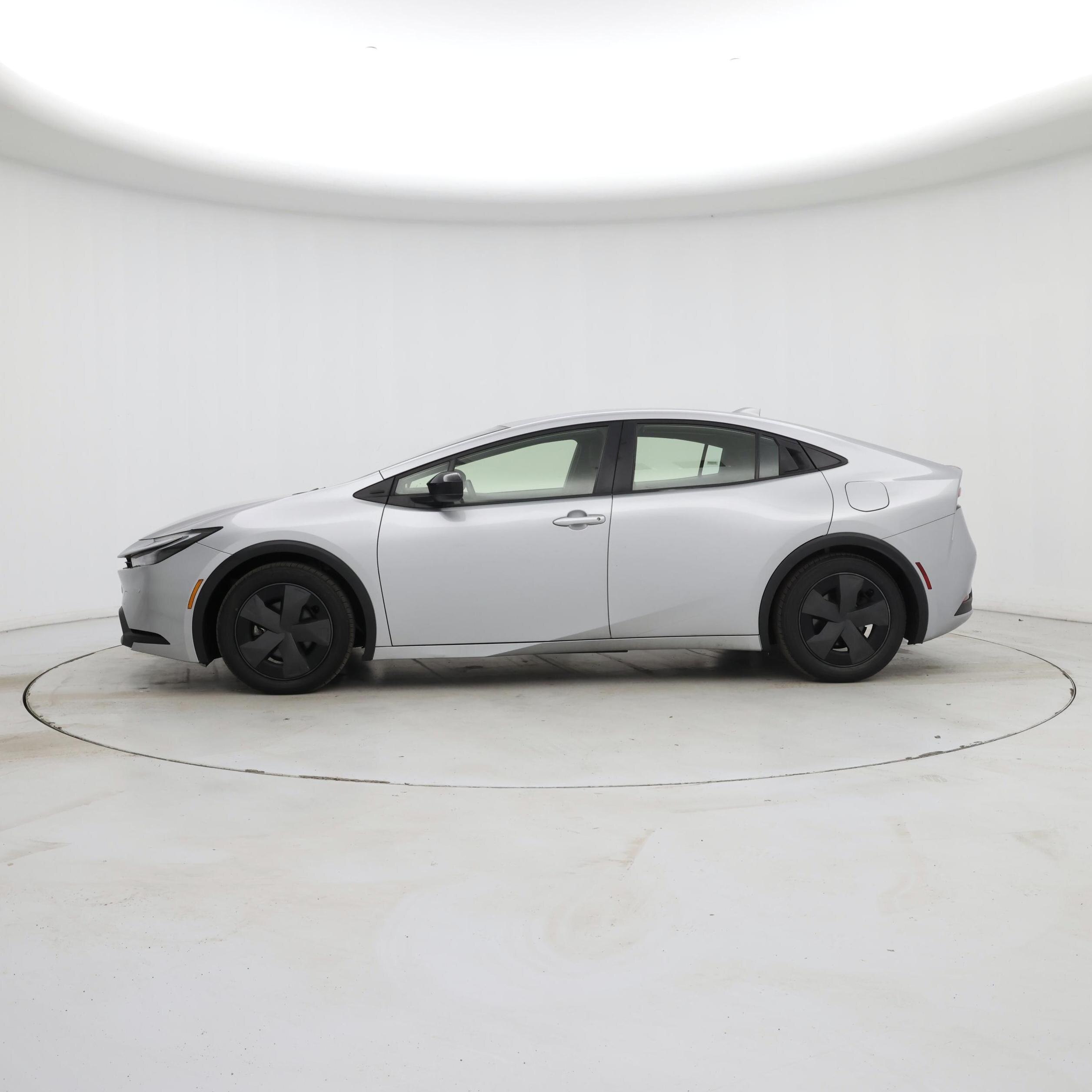 Thumbnail: 2023 Toyota Prius - 3