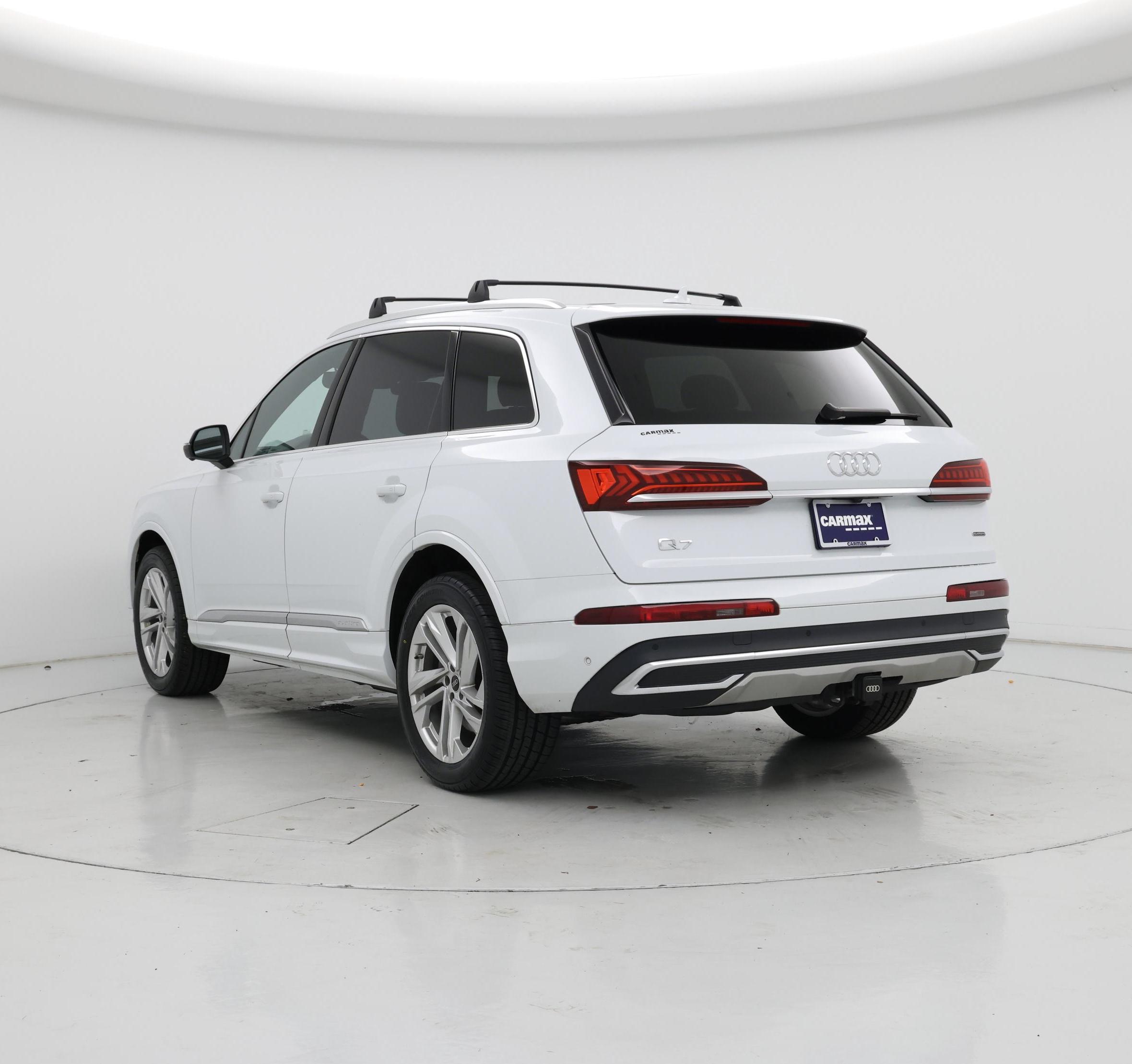 Thumbnail: 2022 Audi Q7 - 2