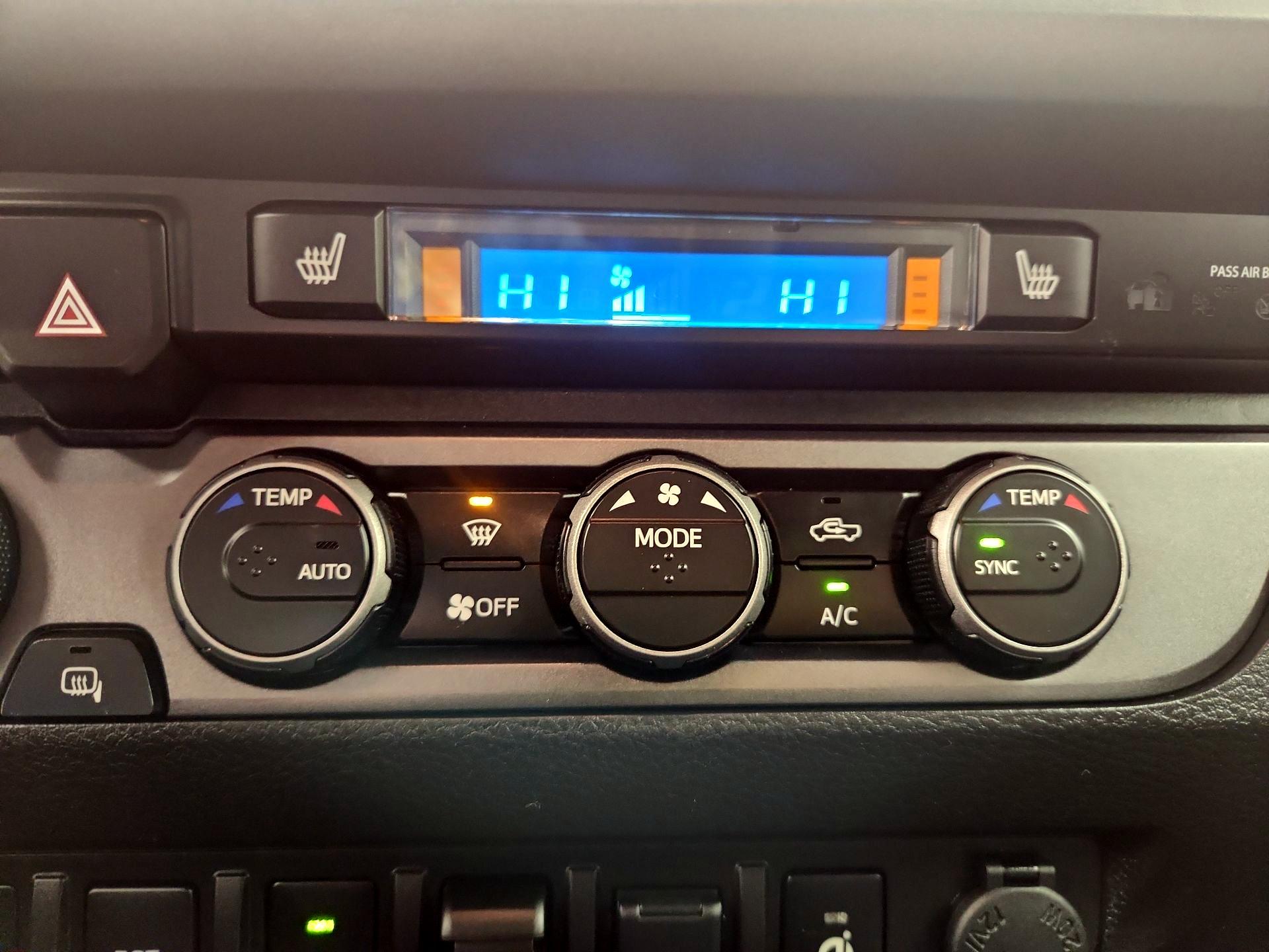 Thumbnail: 2021 Toyota Tacoma - 16