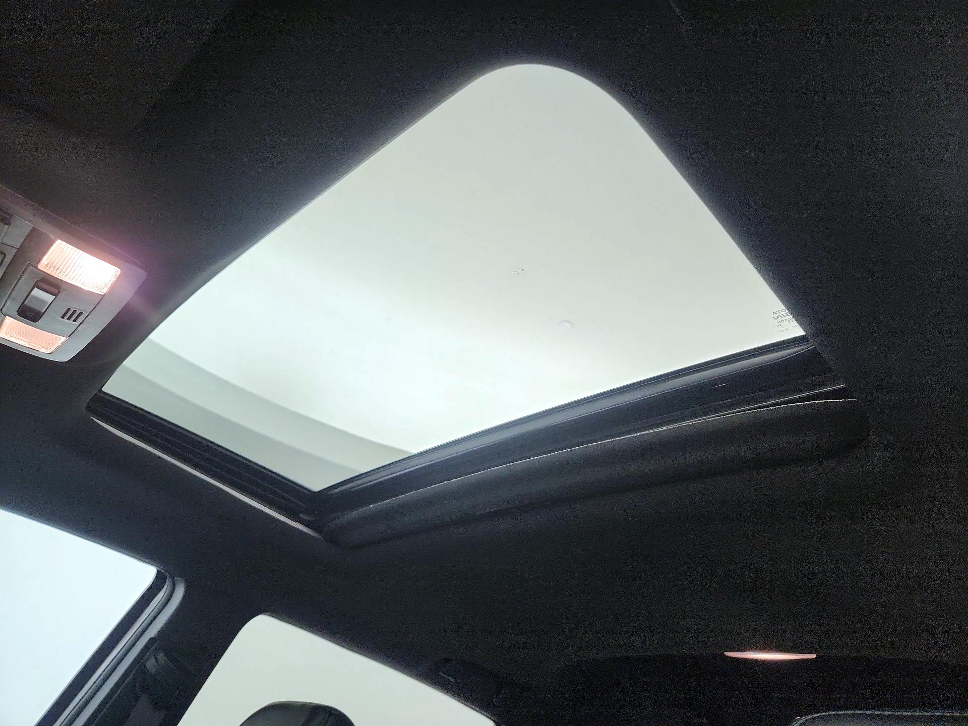 Thumbnail: 2021 Toyota Tacoma - 19