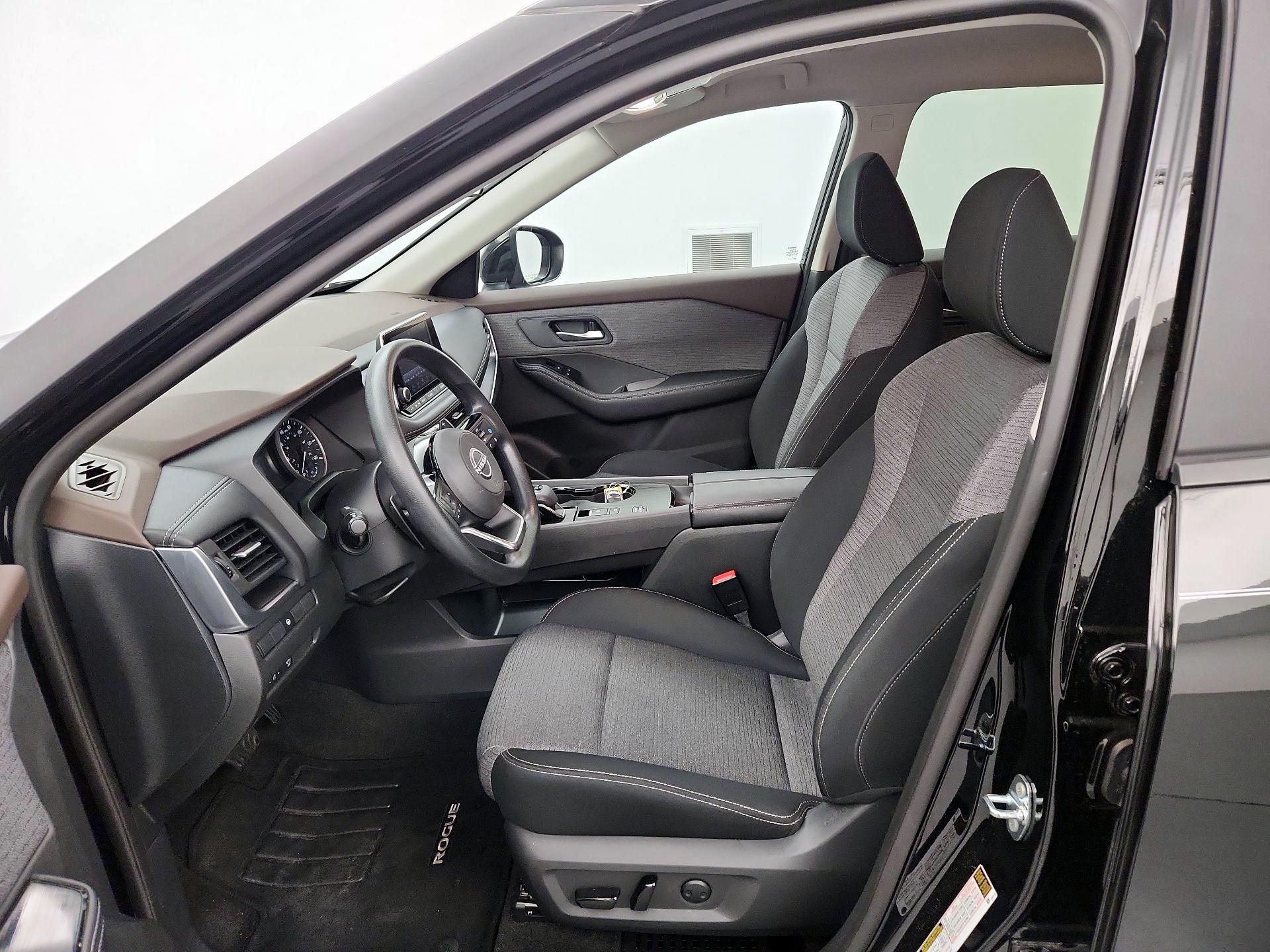 Thumbnail: 2023 Nissan Rogue - 11