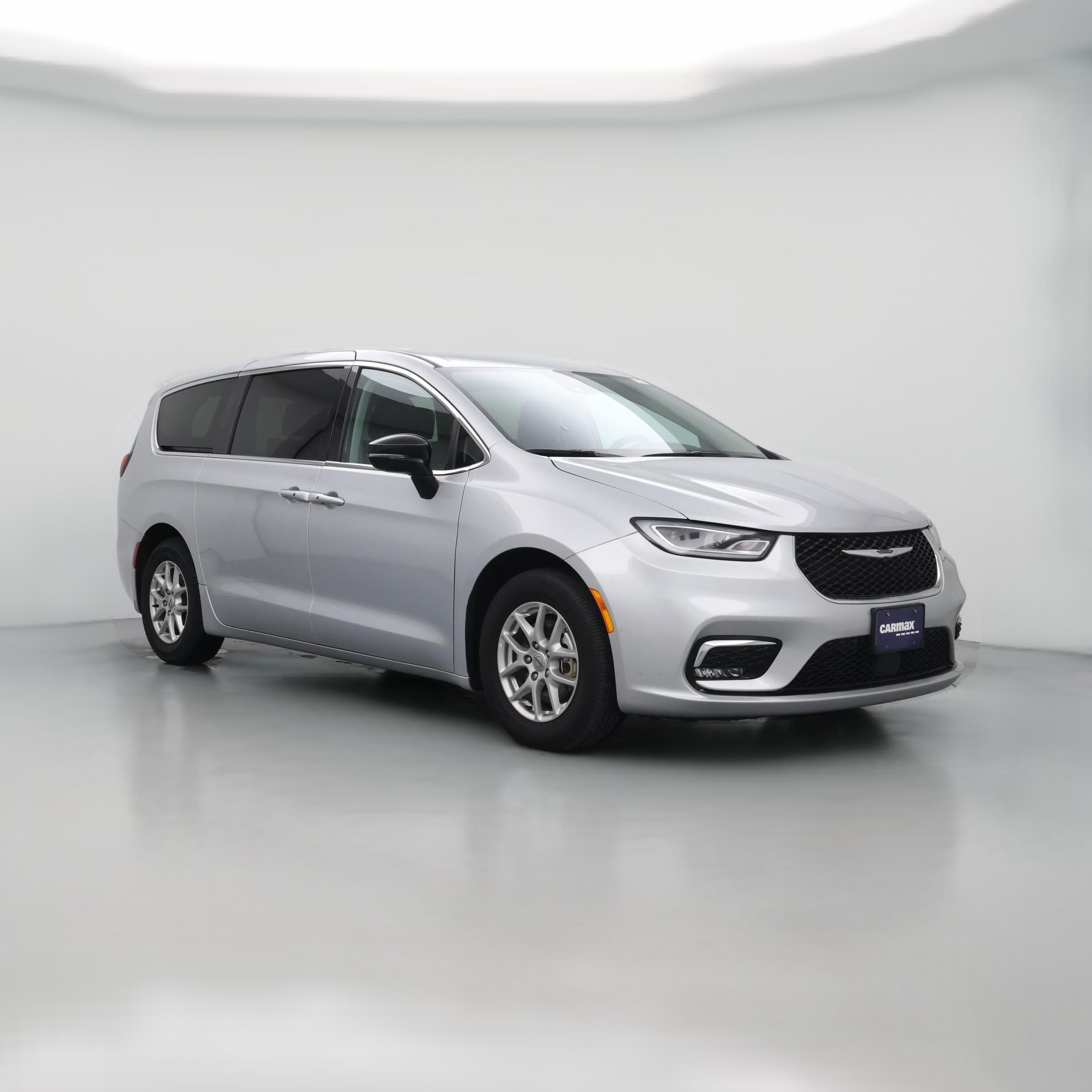 Thumbnail: 2024 Chrysler Pacifica - 1
