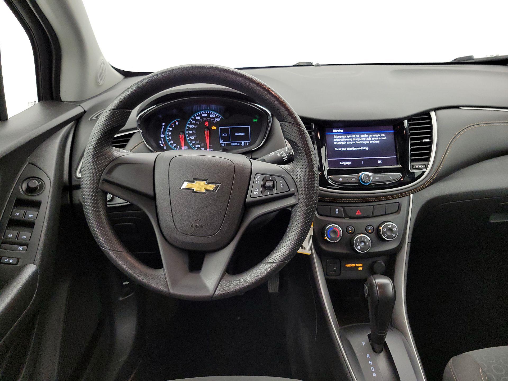 Thumbnail: 2021 Chevrolet Trax - 10