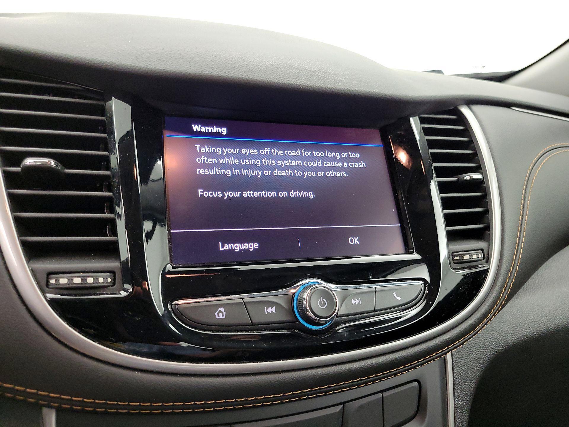 Thumbnail: 2021 Chevrolet Trax - 15