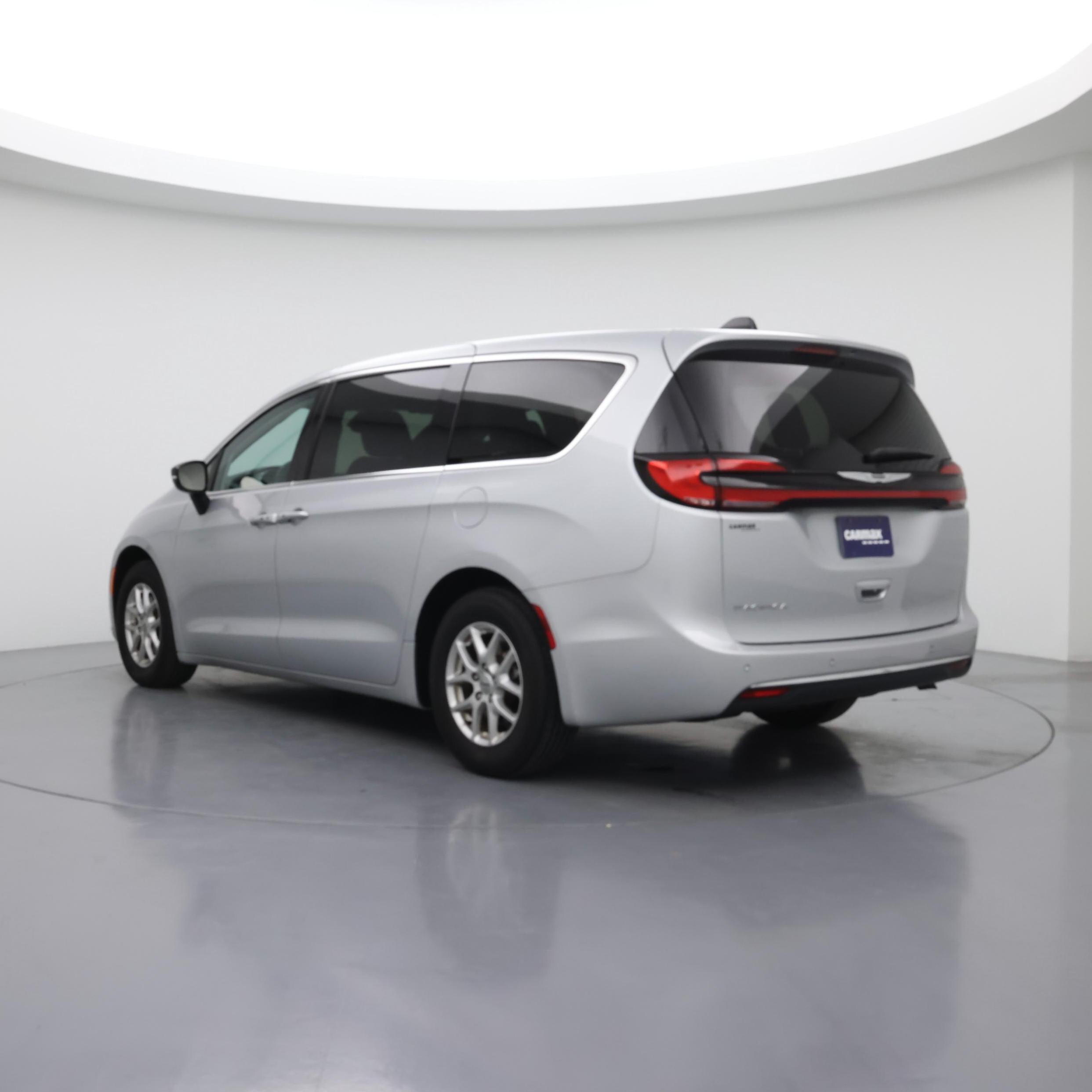 Thumbnail: 2024 Chrysler Pacifica - 2