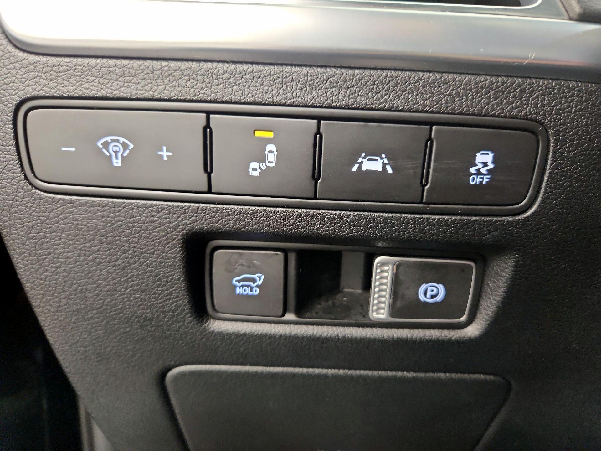 Thumbnail: 2022 Hyundai Palisade - 13