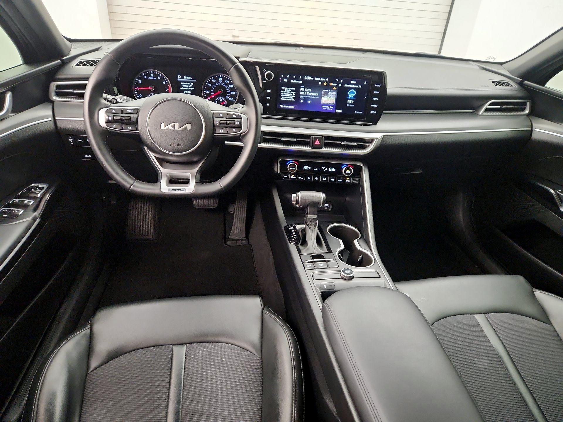 Thumbnail: 2023 Kia K5 - 9