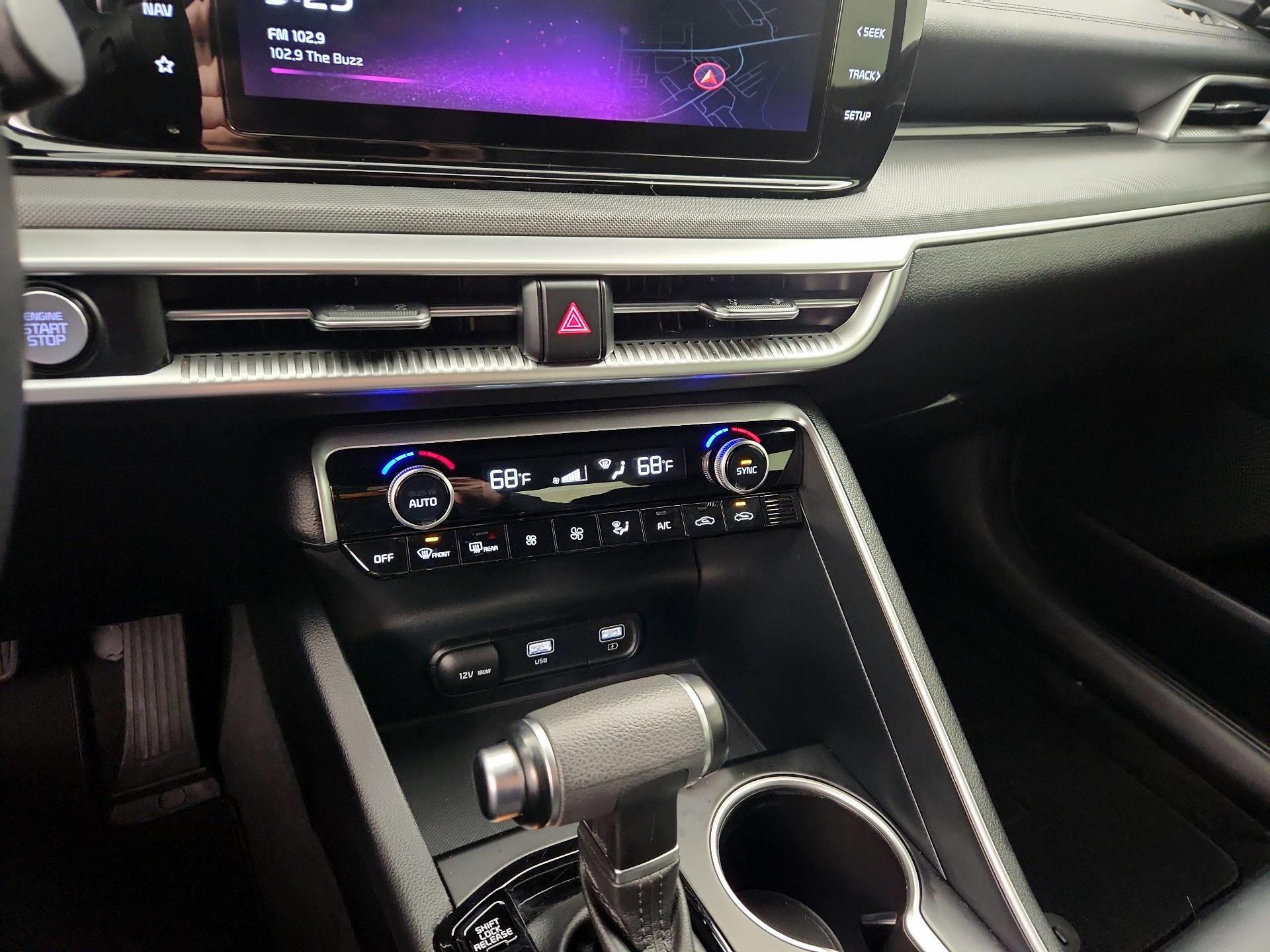 Thumbnail: 2023 Kia K5 - 16