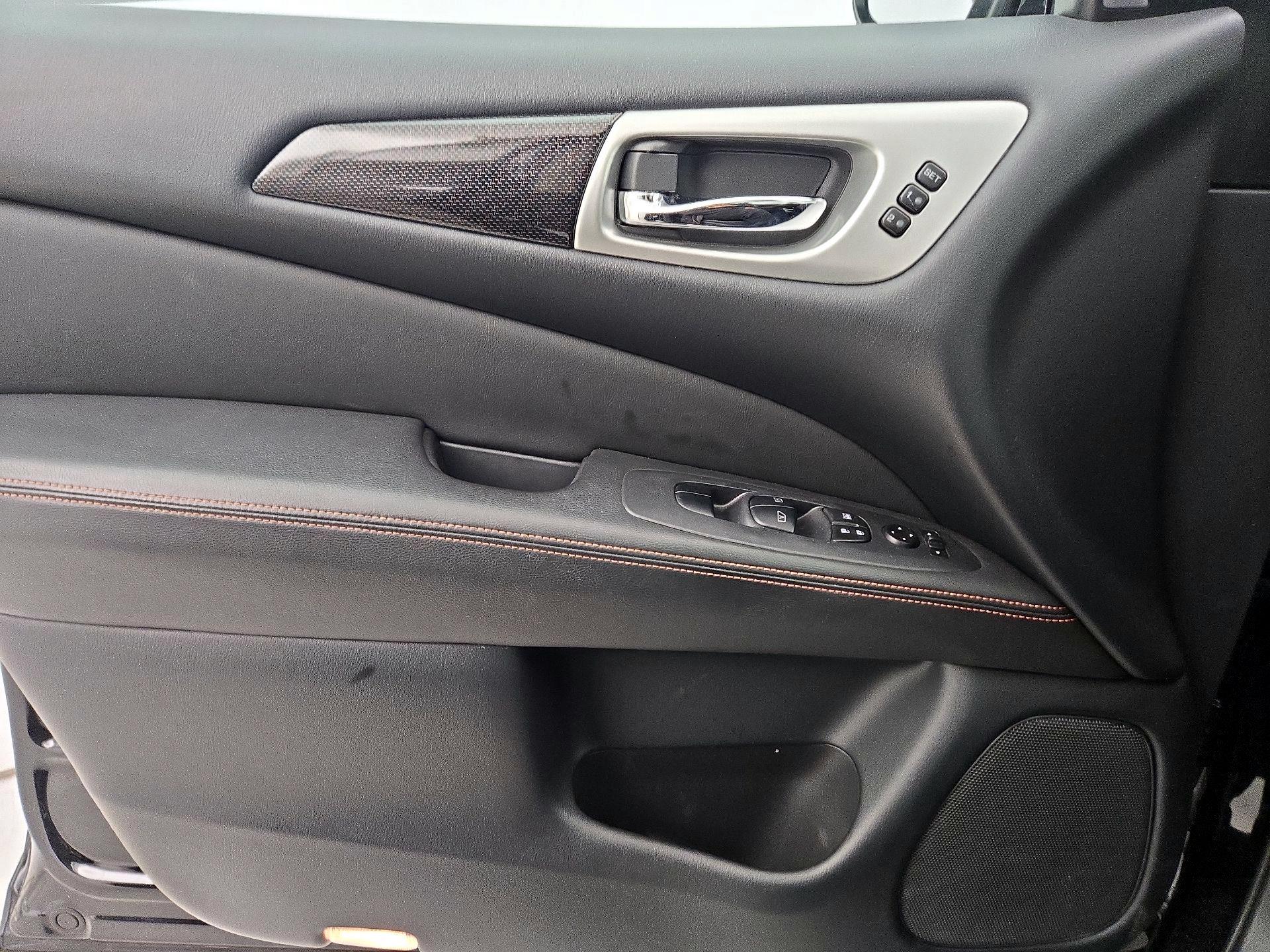 Thumbnail: 2019 Nissan Pathfinder - 12