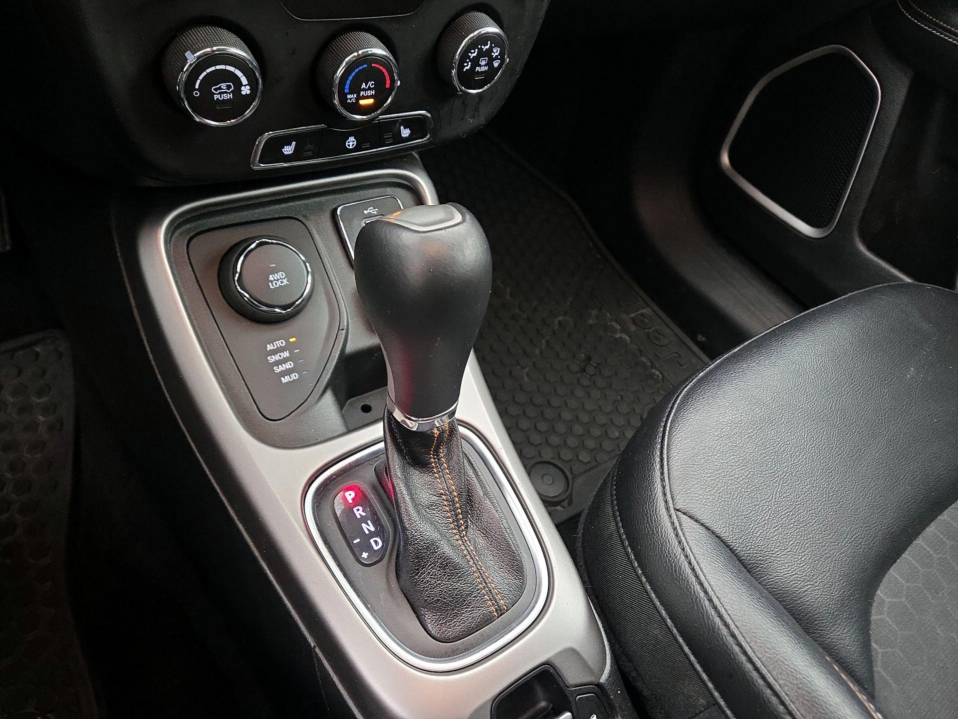 Thumbnail: 2017 Jeep Compass - 17