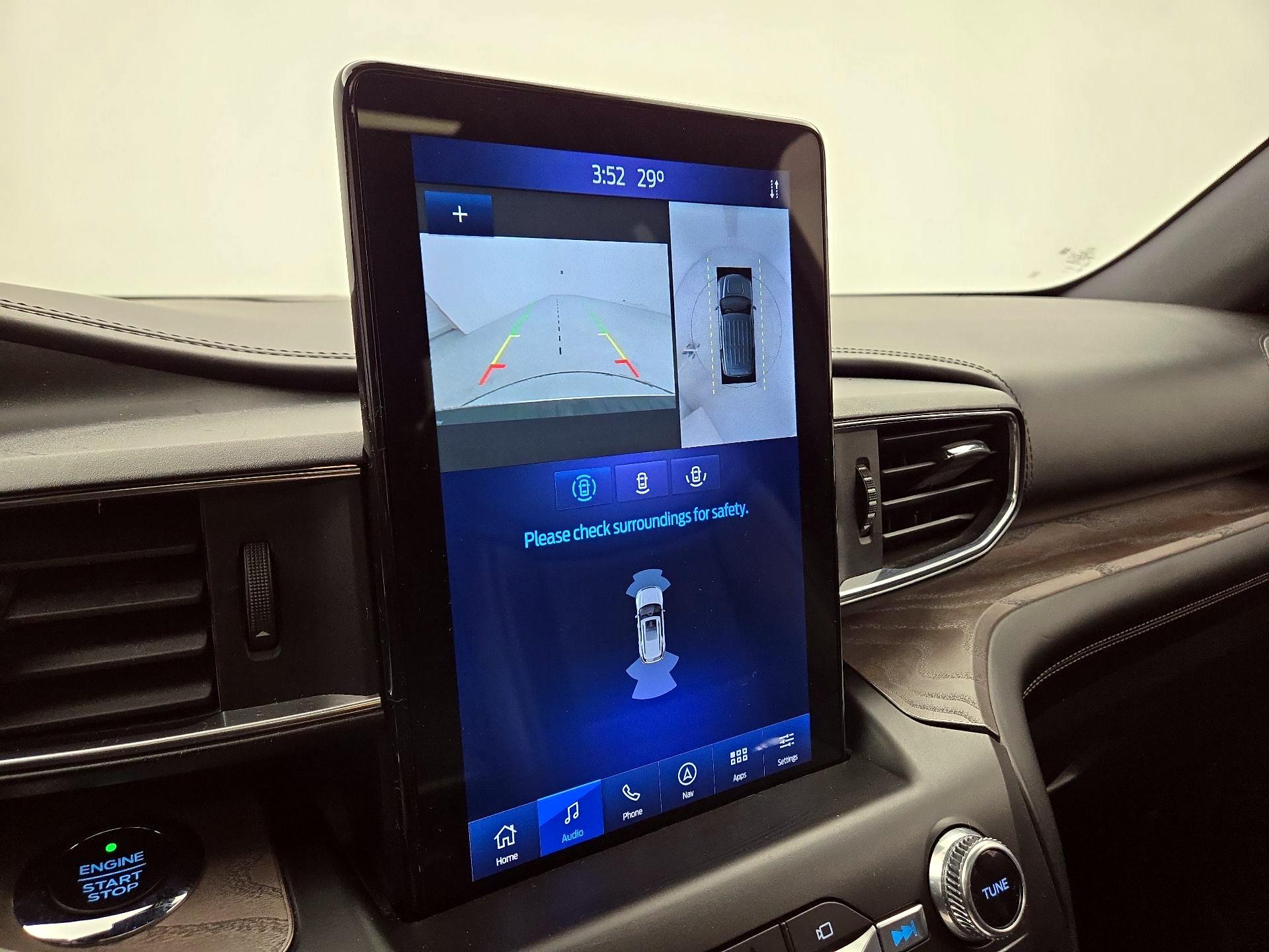 Thumbnail: 2020 Ford Explorer - 14