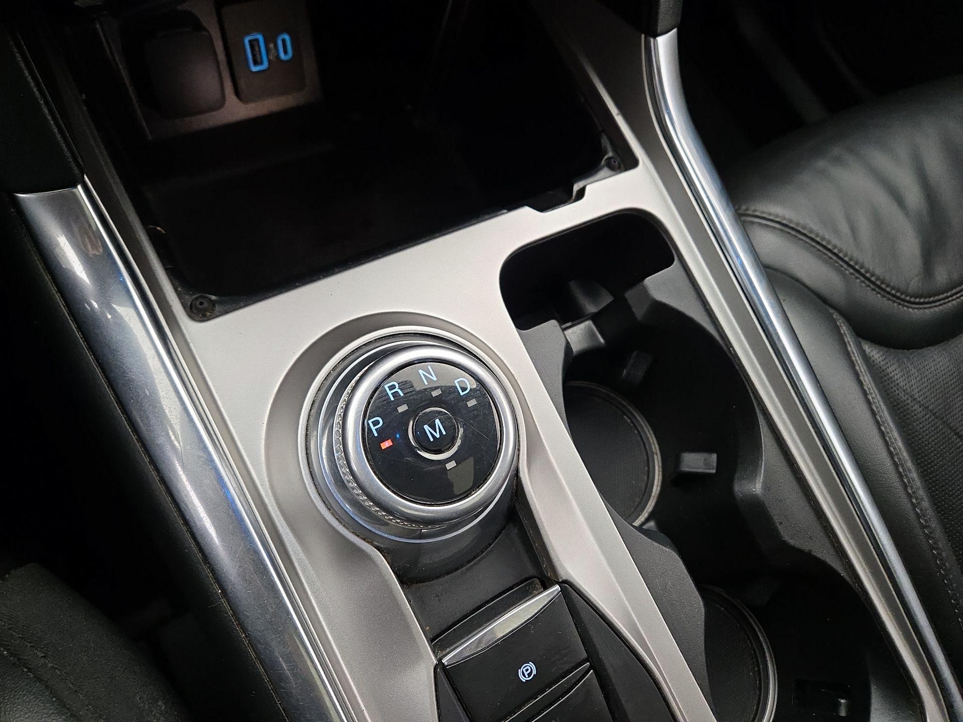 Thumbnail: 2020 Ford Explorer - 17