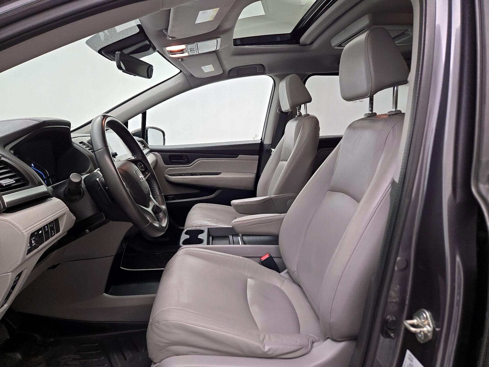 Thumbnail: 2019 Honda Odyssey - 11